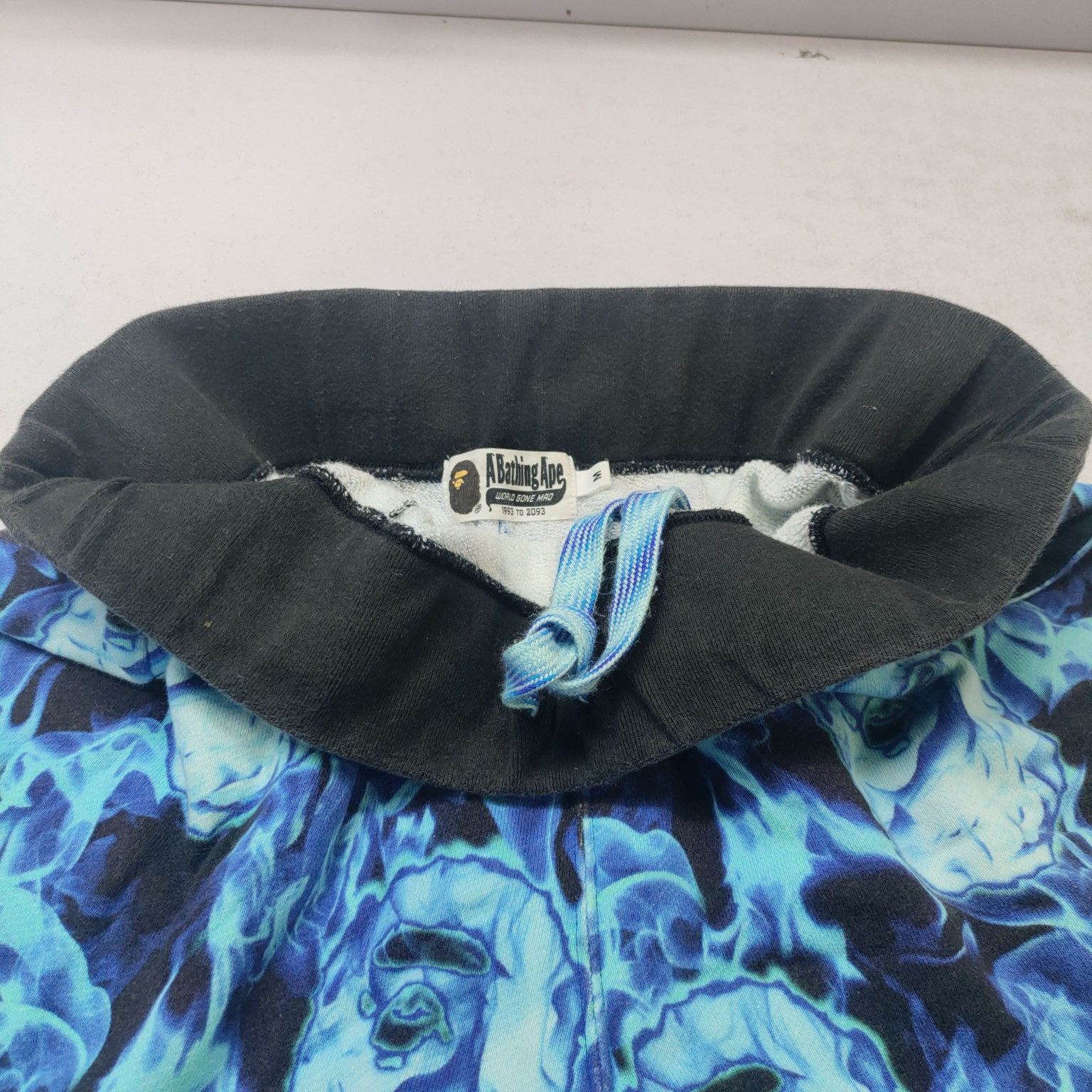 Bape A Bathing Ape Flame Ape Head Print Shorts Size M Size US 32 / EU 48 - 7 Thumbnail