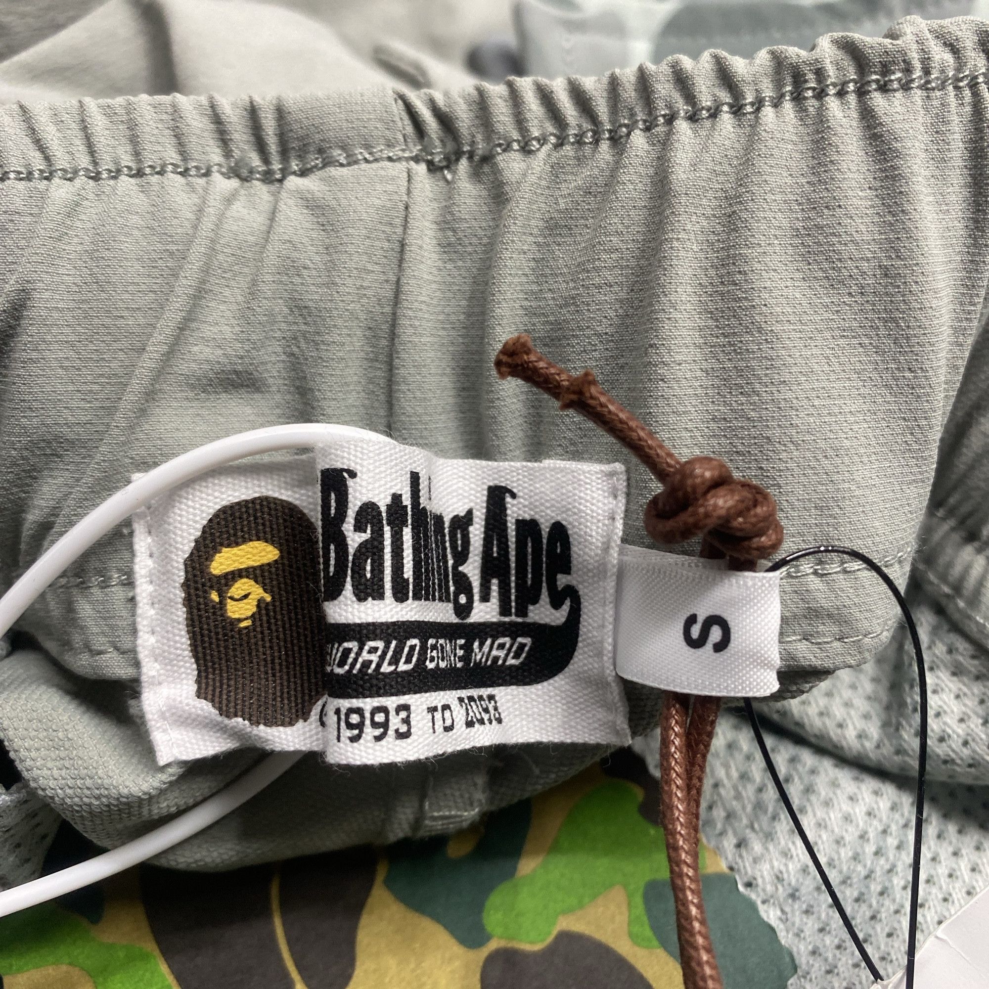 New Balance New Balance x Bape Camo Cargo Shorts Size S Size US 30 / EU 46 - 3 Thumbnail