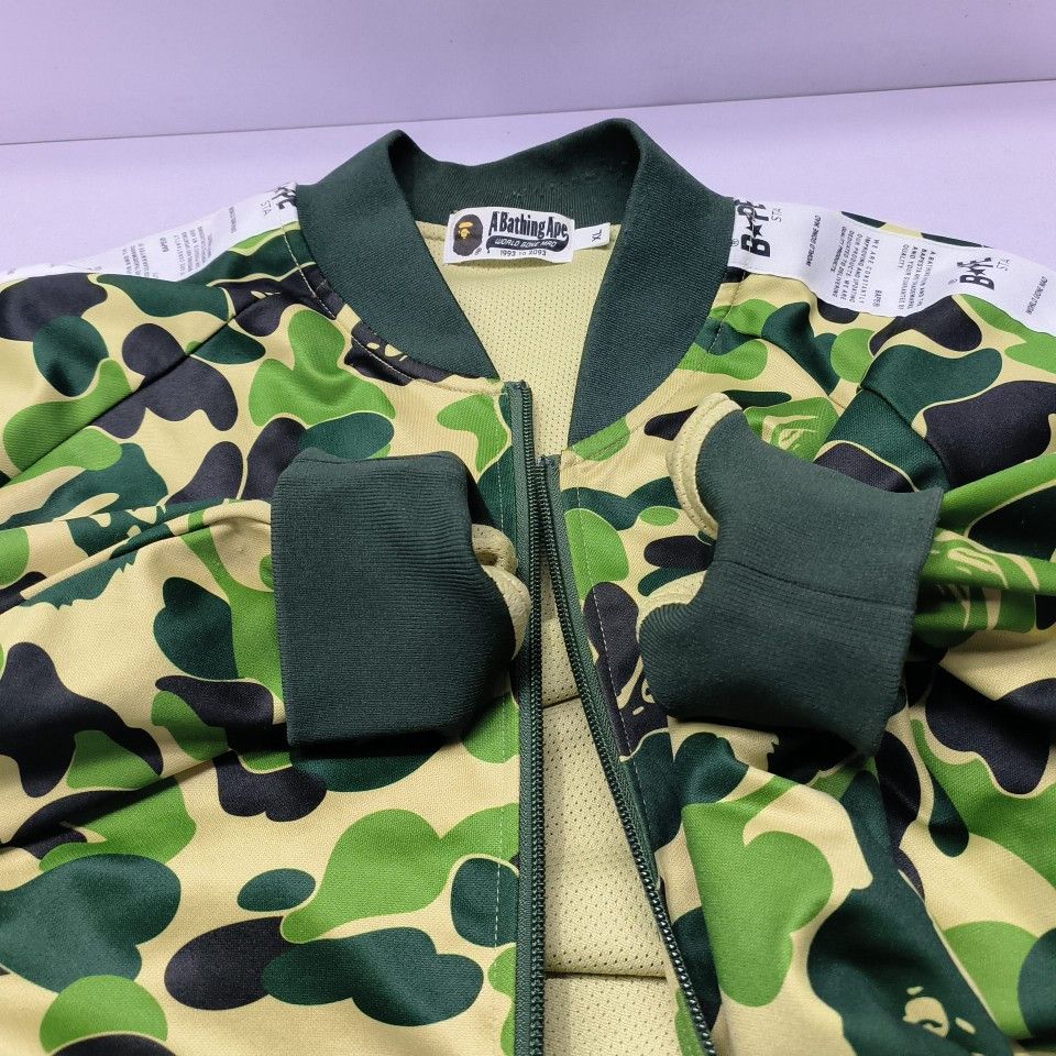 Bape A Bathing Ape Camo Track Jacket Size XL Size US XL / EU 56 / 4 - 9 Thumbnail