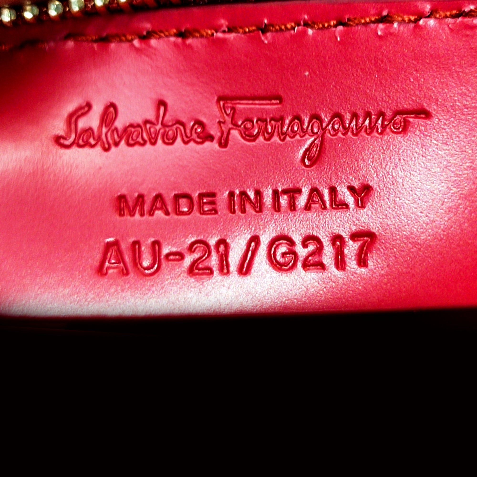Salvatore Ferragamo Vara Shoulder Bag Size ONE SIZE - 7 Thumbnail