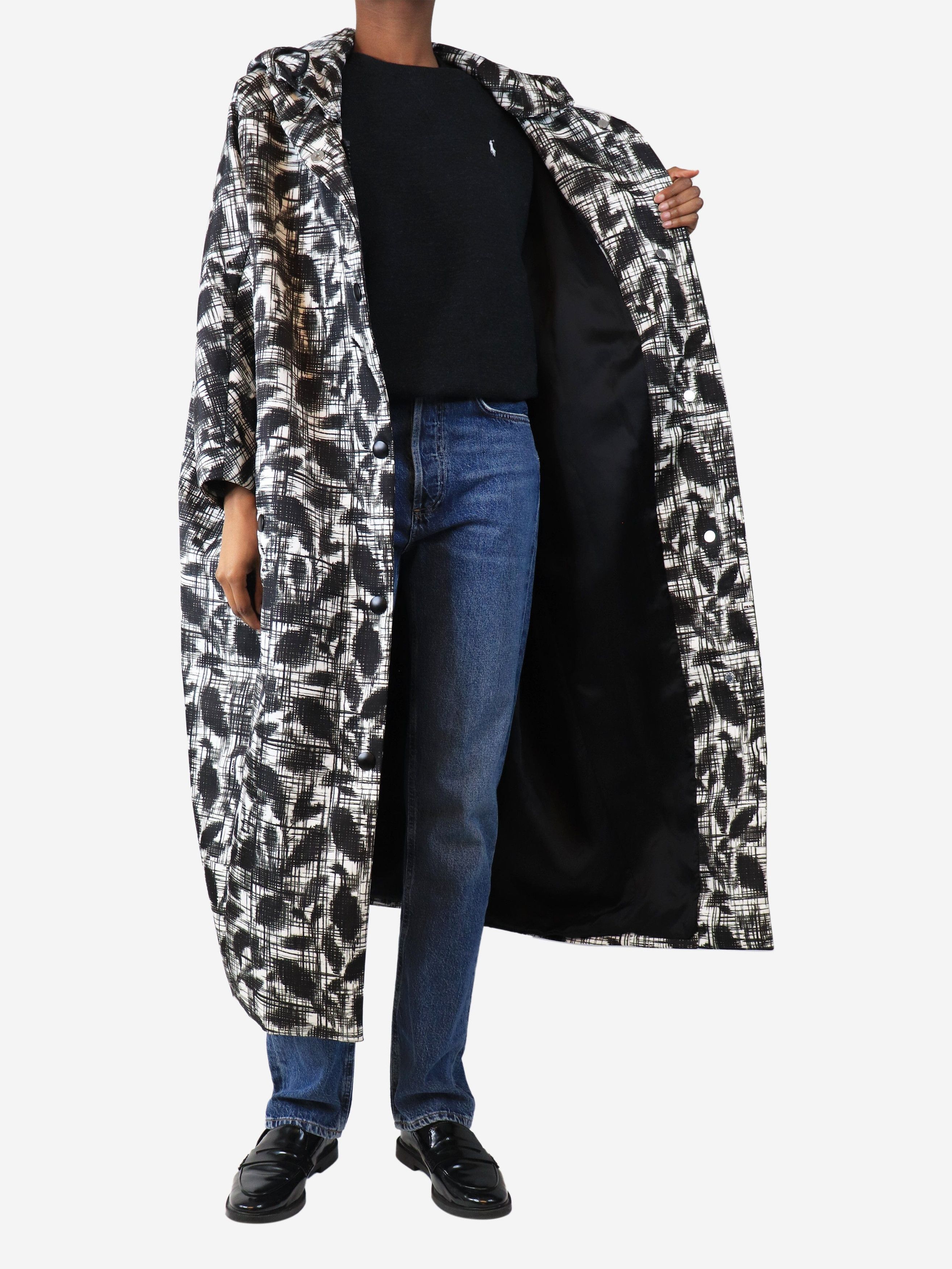Prada Black and white Re-Nylon printed raincoat - UK 4 Size XS / US 0-2 / IT 36-38 - 5 Thumbnail