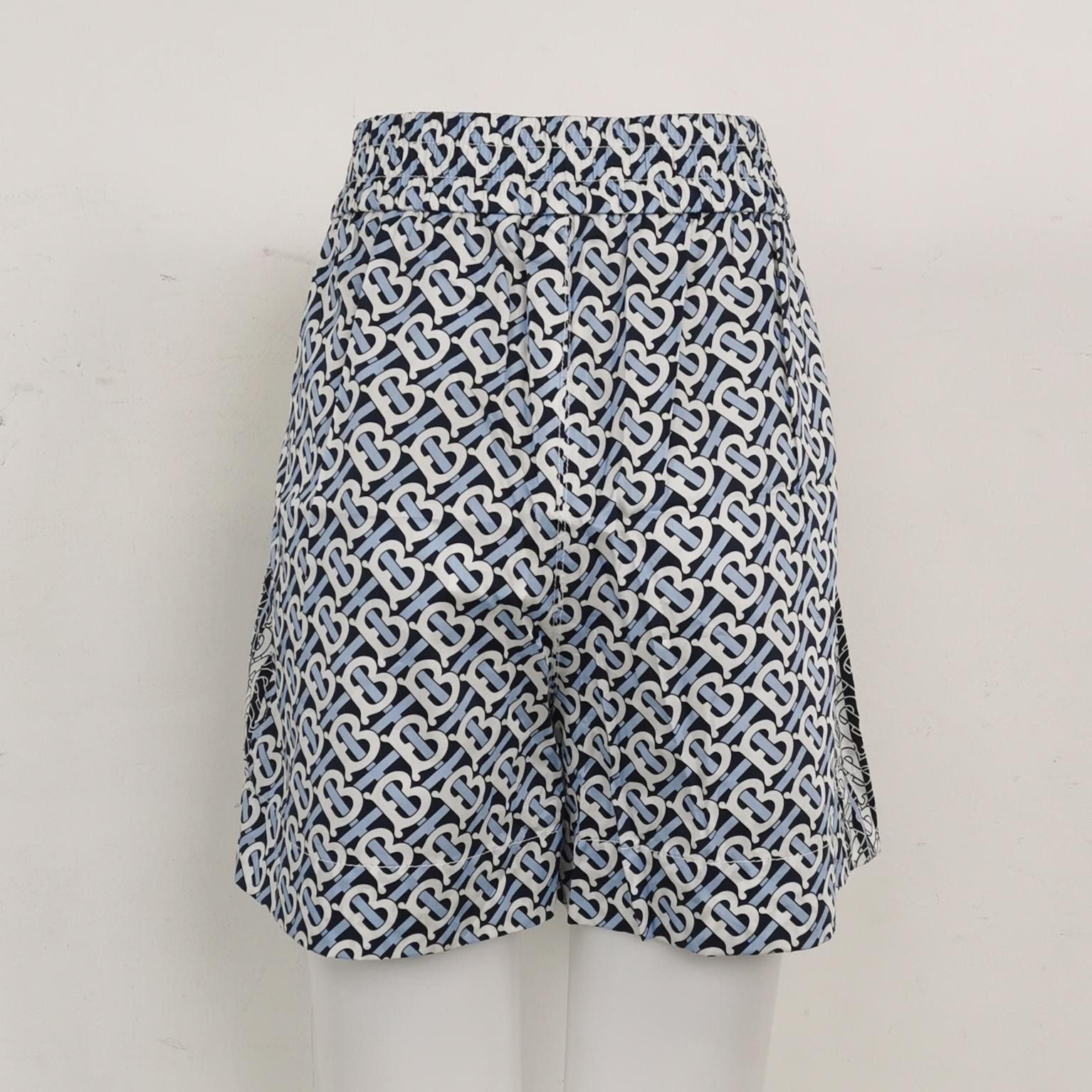 Burberry Burberry Women 26 Shorts Size 26" / US 2 / IT 38 - 2 Thumbnail