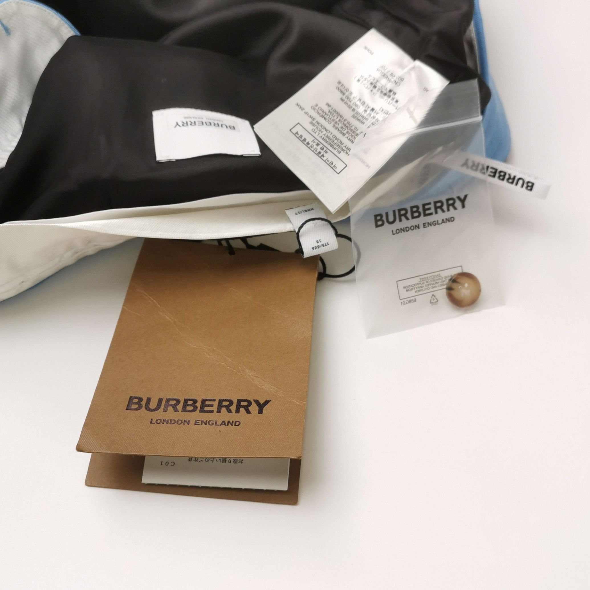 Burberry Burberry Women 26 Pants Size 26" / US 2 / IT 38 - 3 Thumbnail