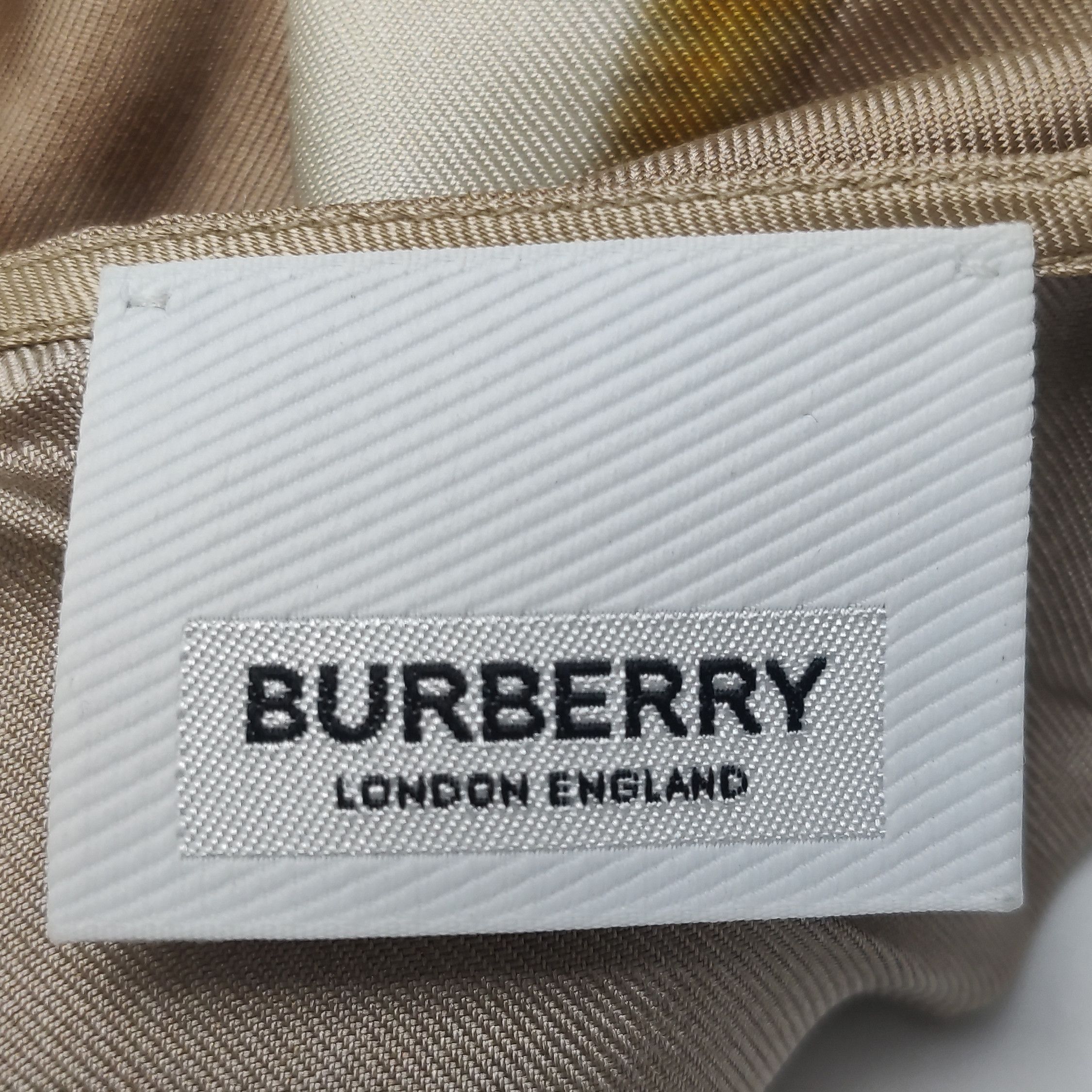 Burberry Burberry Women s Short Sleeve Shirts Size S / US 4 / IT 40 - 4 Thumbnail