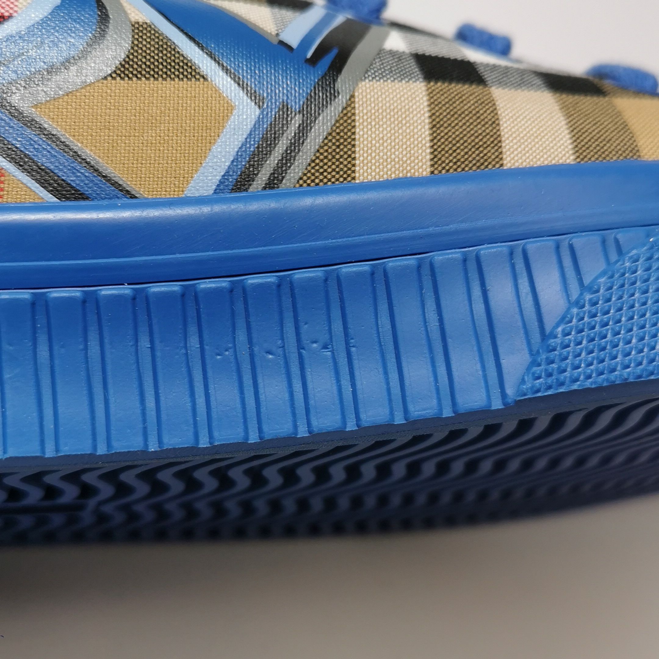 Burberry Burberry Women it_34 Lowtop Sneakers Size US 4 / IT 34 - 9 Thumbnail