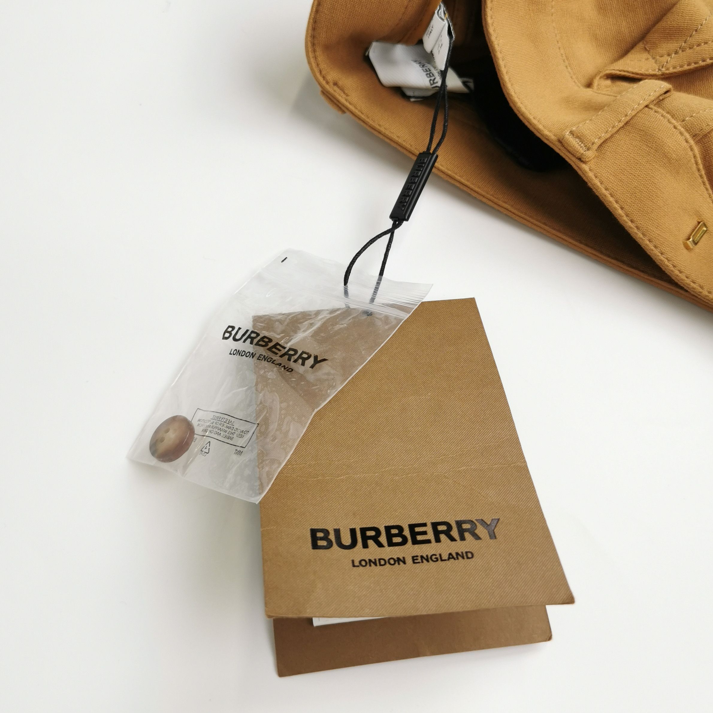 Burberry Burberry Women 2 Pants Size 26" / US 2 / IT 38 - 3 Thumbnail