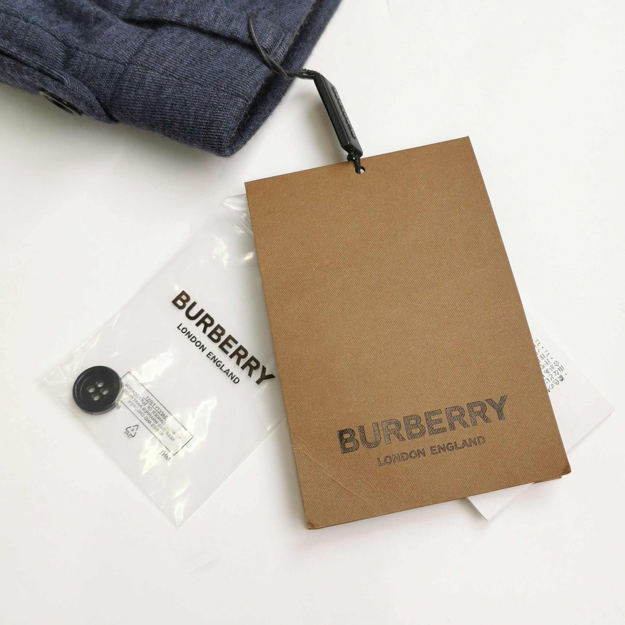 Burberry Burberry Women 26 Pants Size 26" / US 2 / IT 38 - 4 Thumbnail