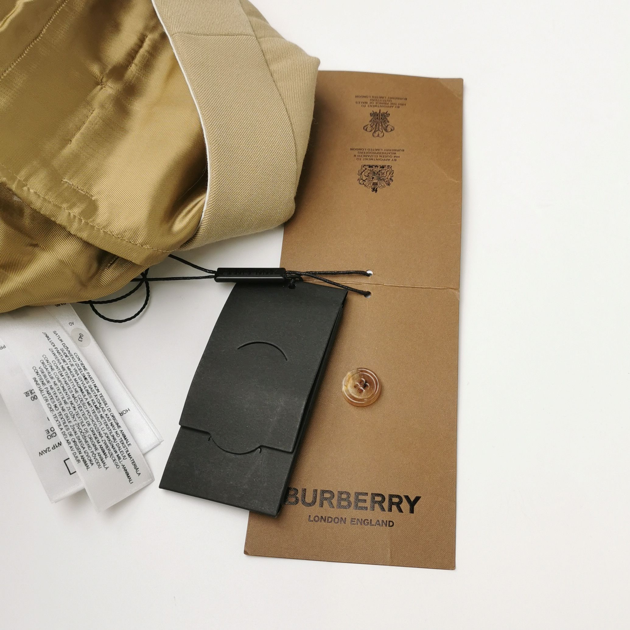 Burberry Burberry Women 2 Pants Size 26" / US 2 / IT 38 - 4 Thumbnail