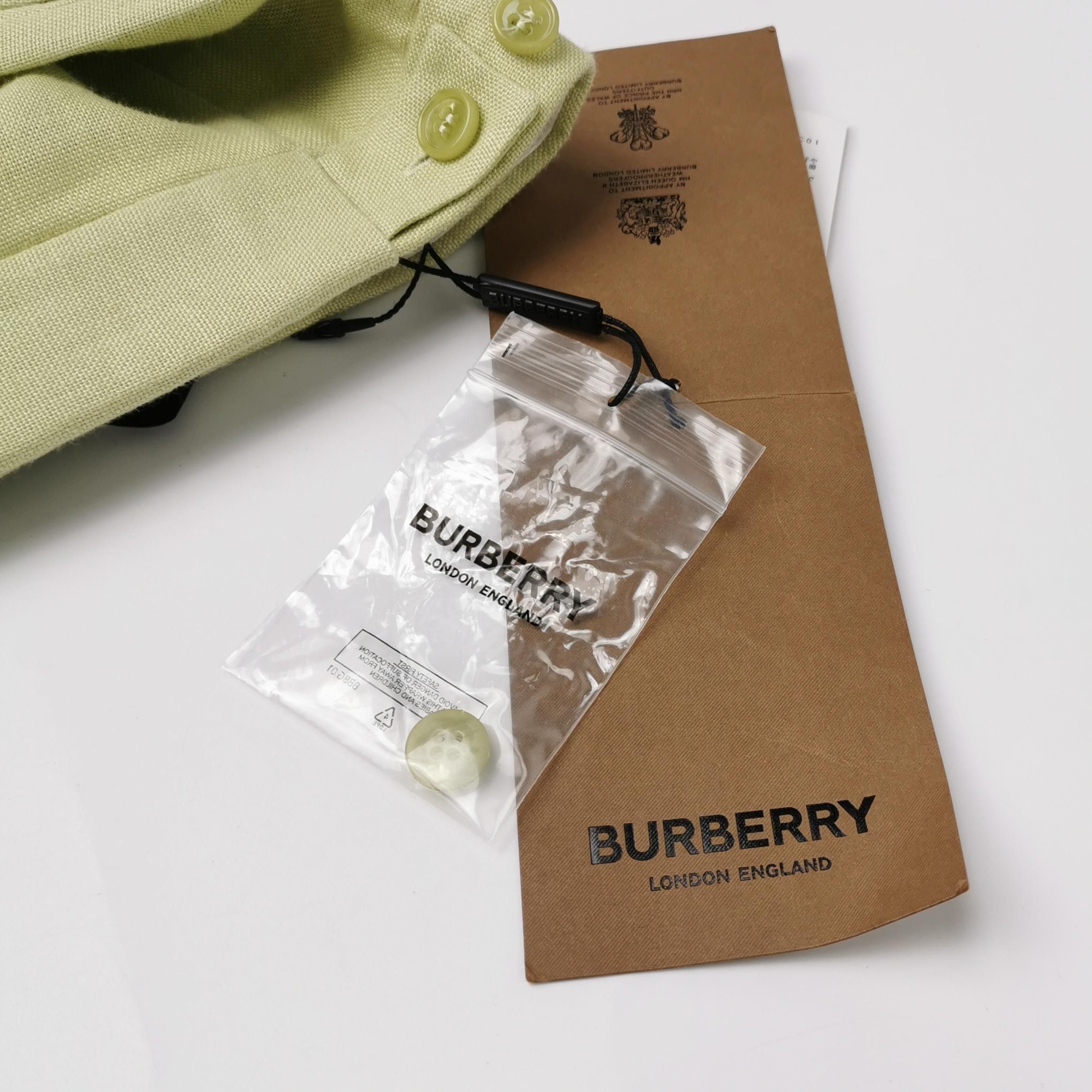 Burberry Burberry Women 26 Shorts Size 26" / US 2 / IT 38 - 3 Thumbnail