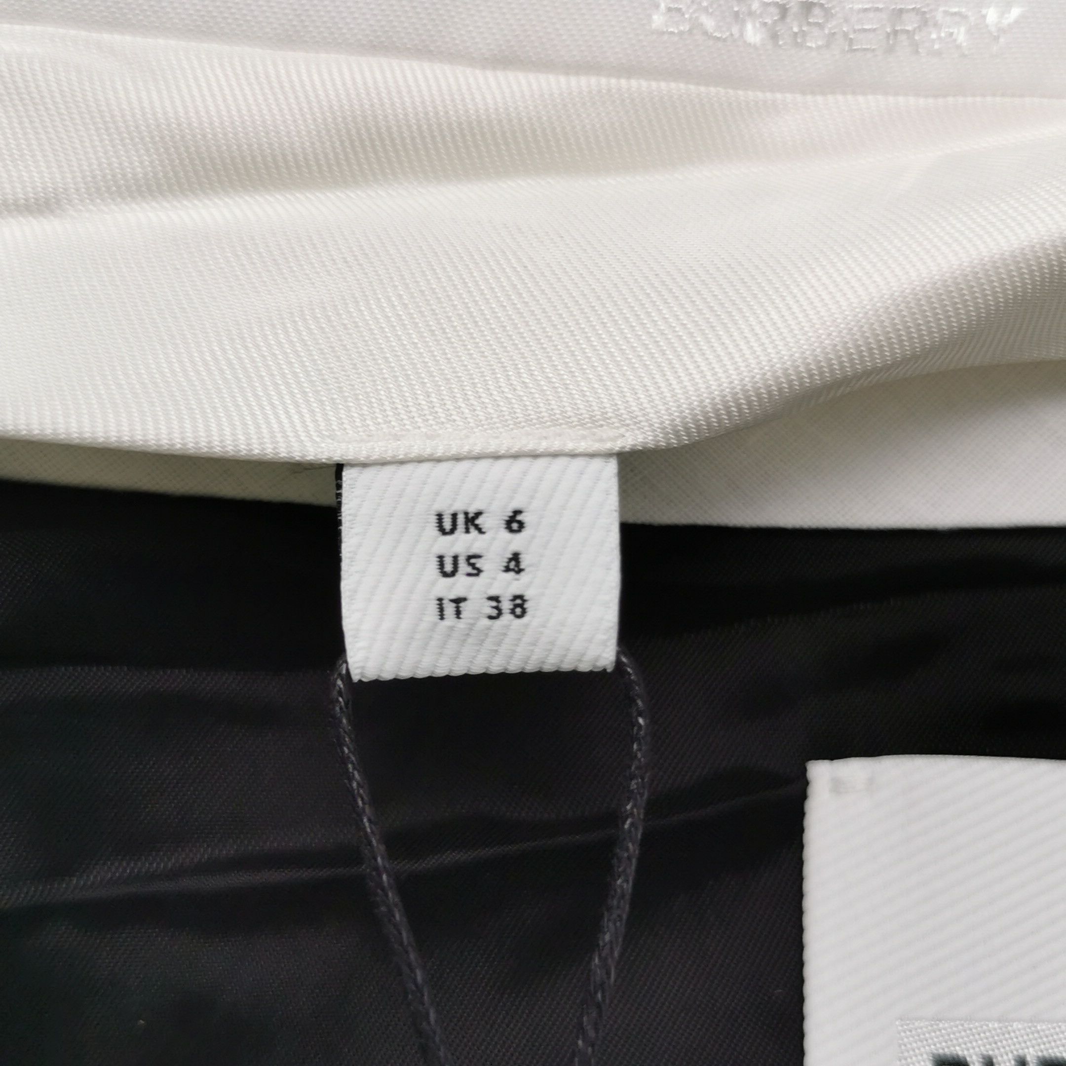Burberry Burberry Women 26 Pants Size 26" / US 2 / IT 38 - 6 Thumbnail