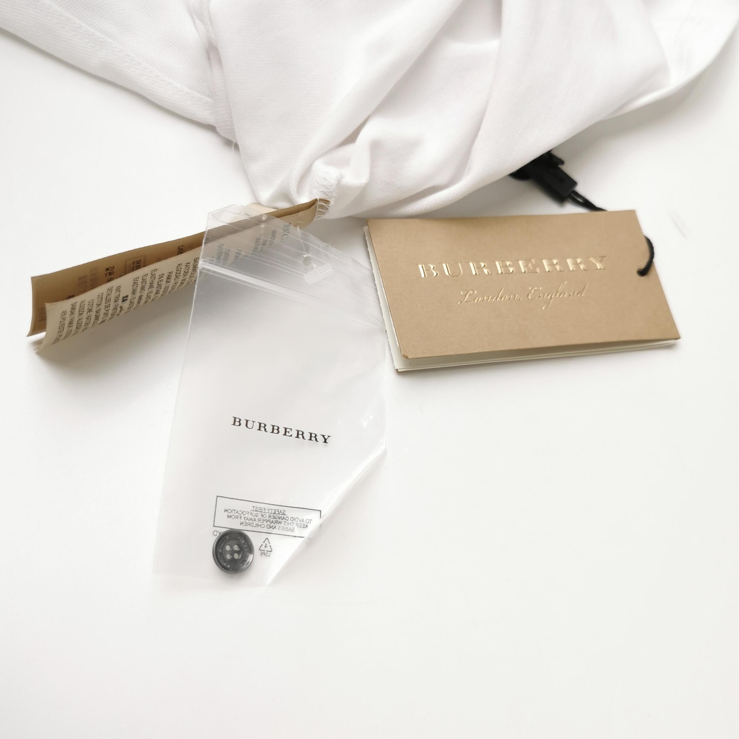 Burberry Burberry Women m Short Sleeve Shirts Size M / US 6-8 / IT 42-44 - 4 Thumbnail