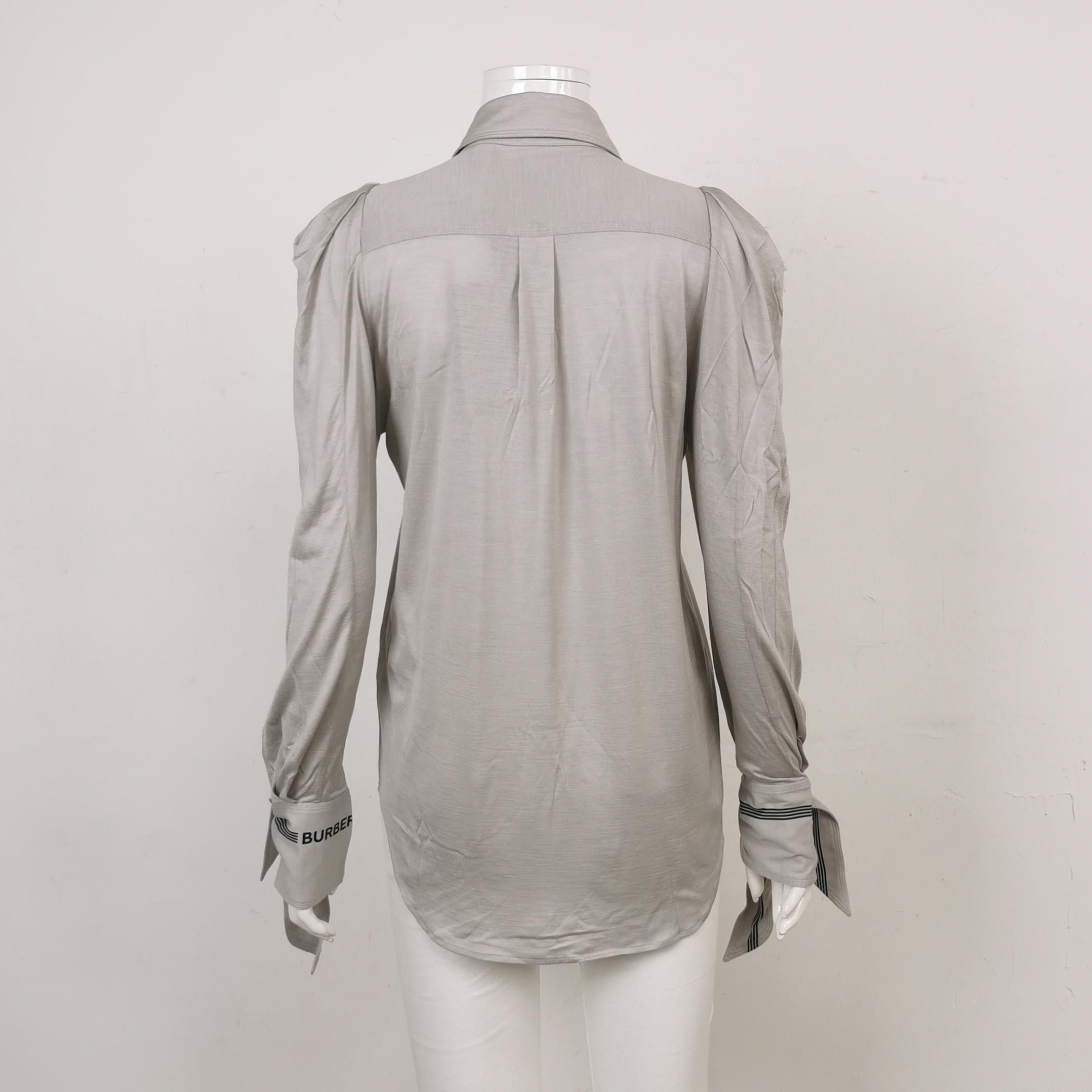 Burberry Burberry Women m Button Ups Size M / US 6-8 / IT 42-44 - 2 Thumbnail