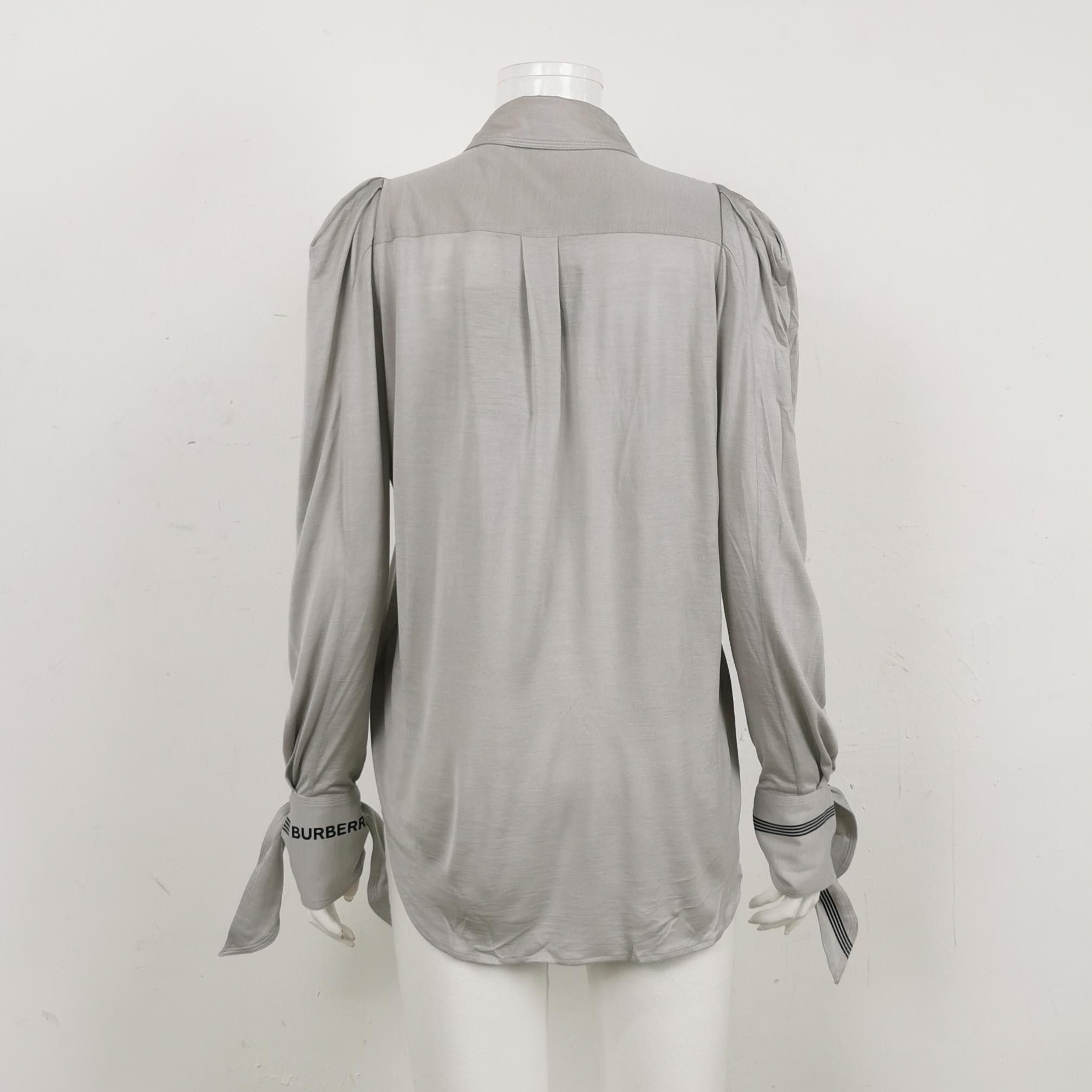 Burberry Burberry Women s Button Ups Size S / US 4 / IT 40 - 2 Thumbnail