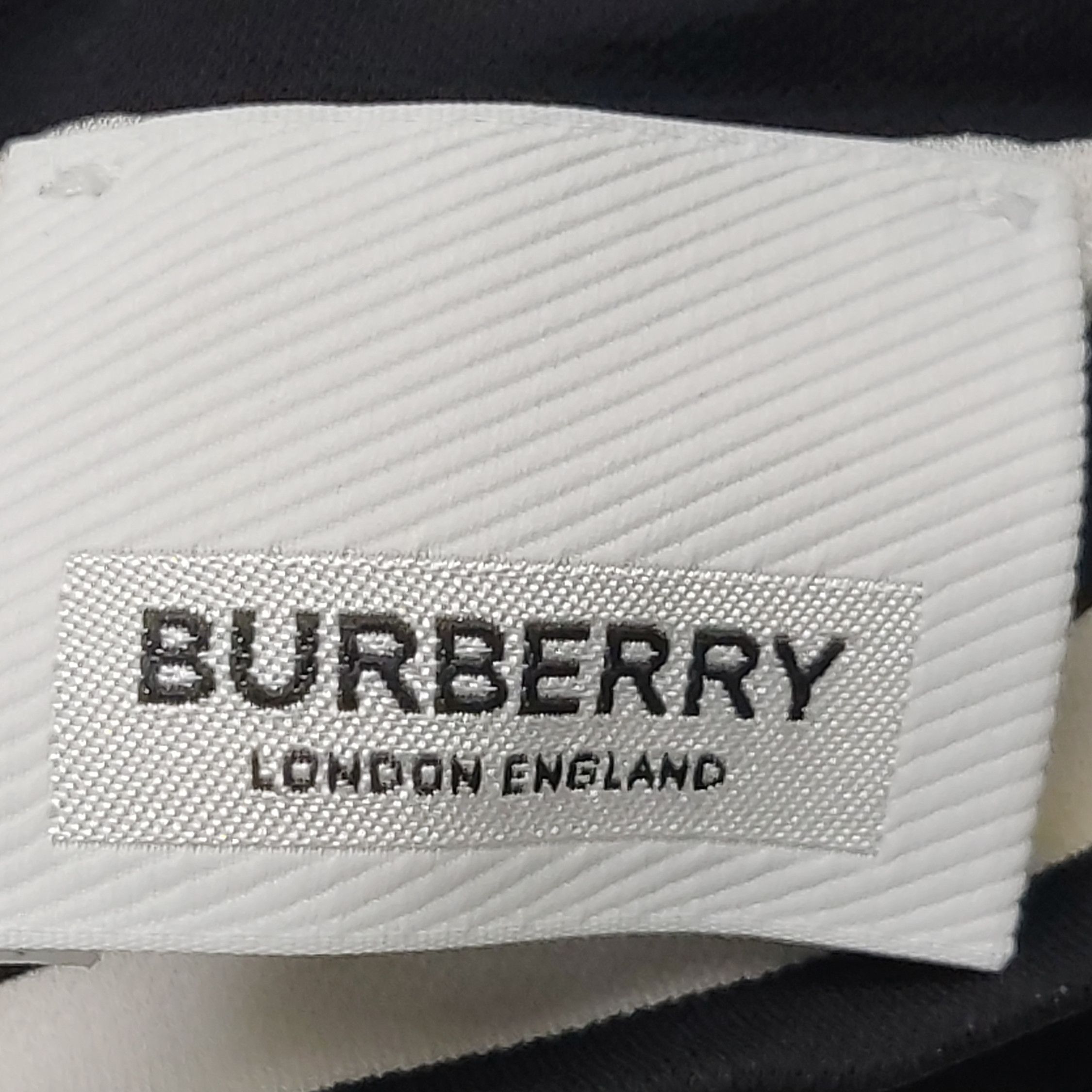 Burberry Burberry Women m Short Sleeve Shirts Size M / US 6-8 / IT 42-44 - 5 Thumbnail