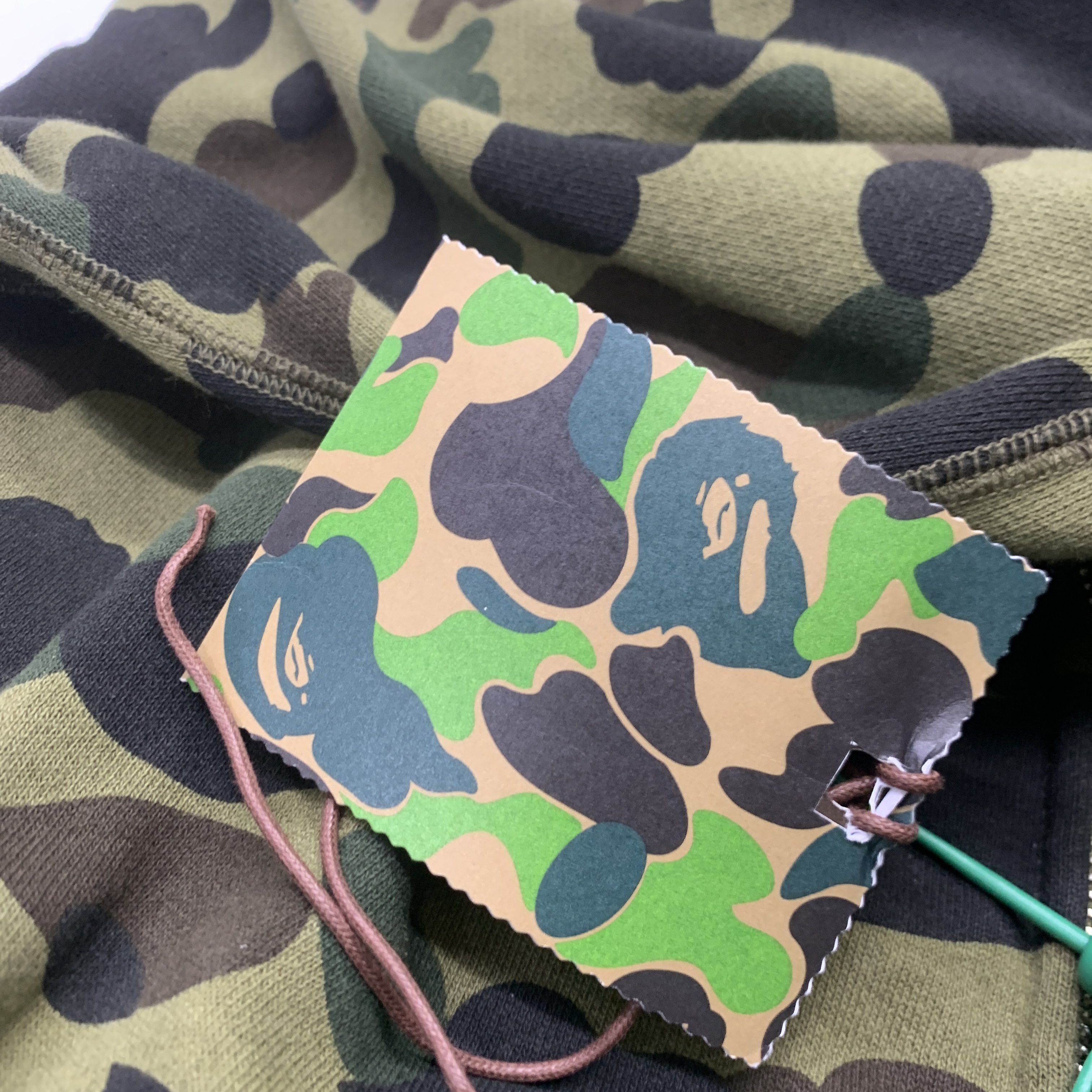 Bape A Bathing Ape Camo Shark Full Zip Hoodie Size M Size US M / EU 48-50 / 2 - 4 Thumbnail