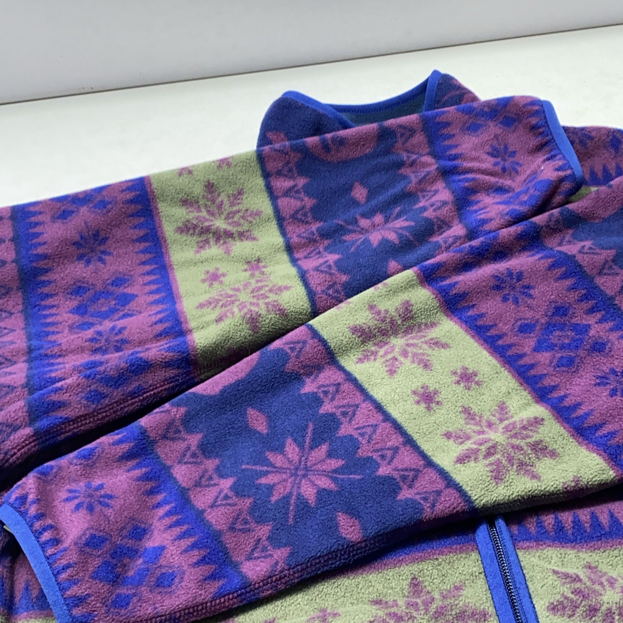 Bape A BATHING APE Snowflake Pattern Fleece Jacket Size M Size US M / EU 48-50 / 2 - 8 Thumbnail