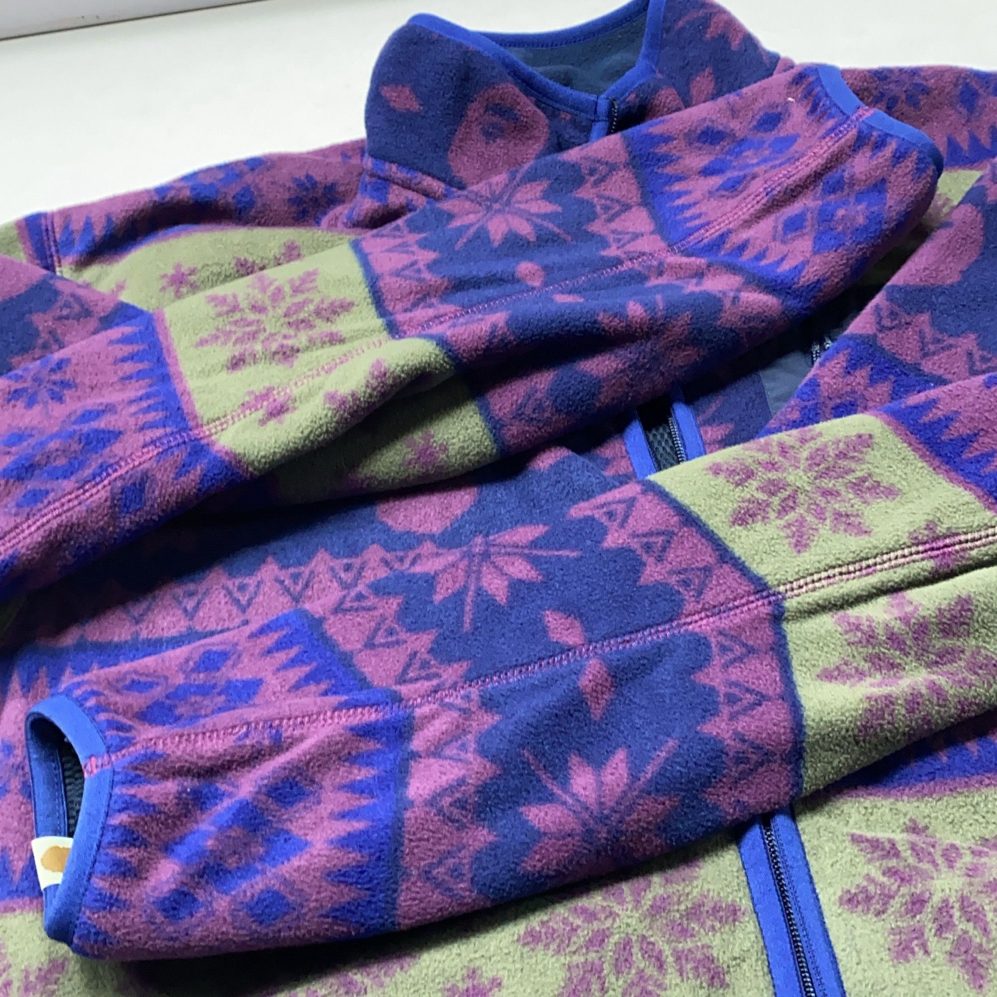 Bape A BATHING APE Snowflake Pattern Fleece Jacket Size M Size US M / EU 48-50 / 2 - 9 Thumbnail
