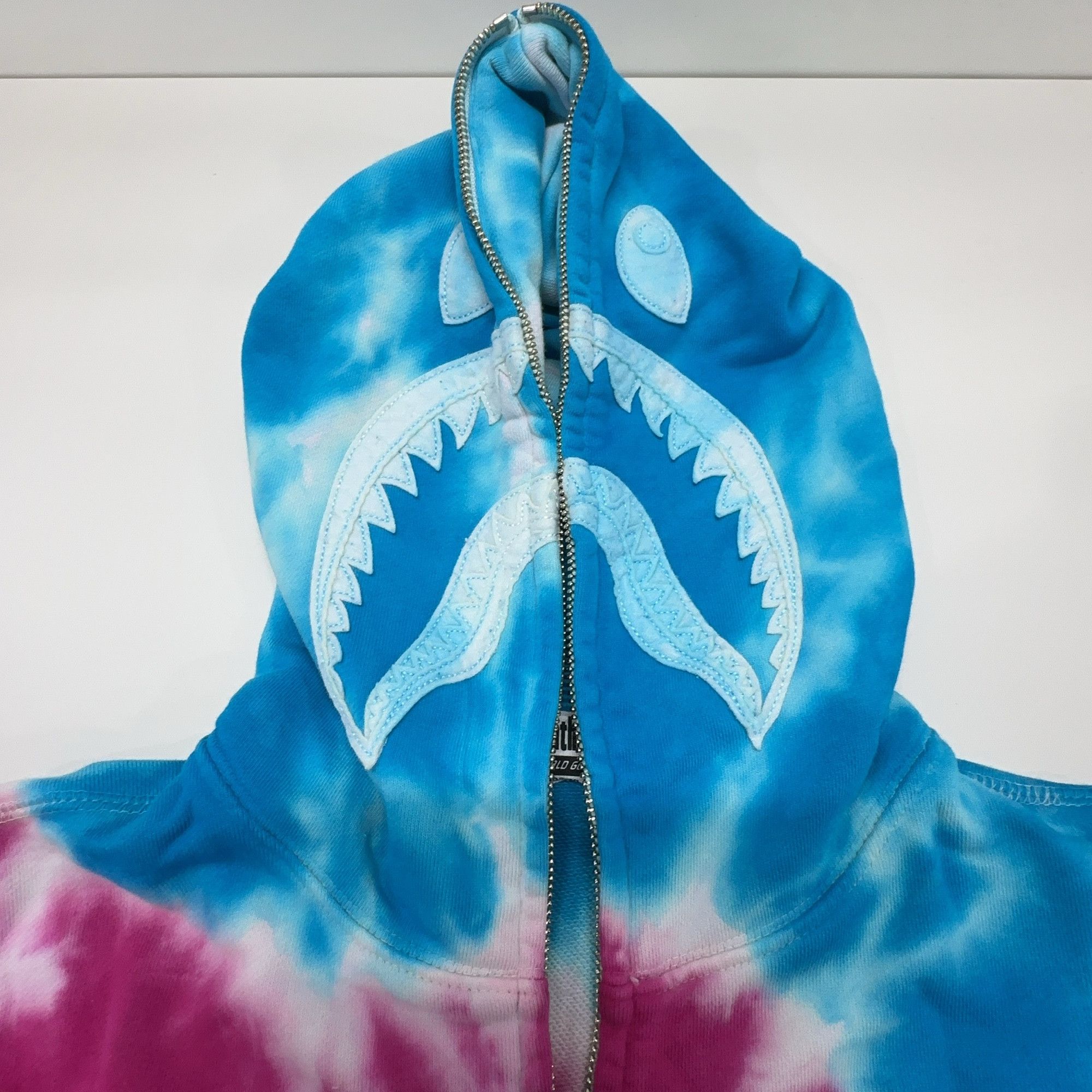 Bape BAPE Tie Dye Shark Hoodie Size XS Size US XS / EU 42 / 0 - 6 Thumbnail