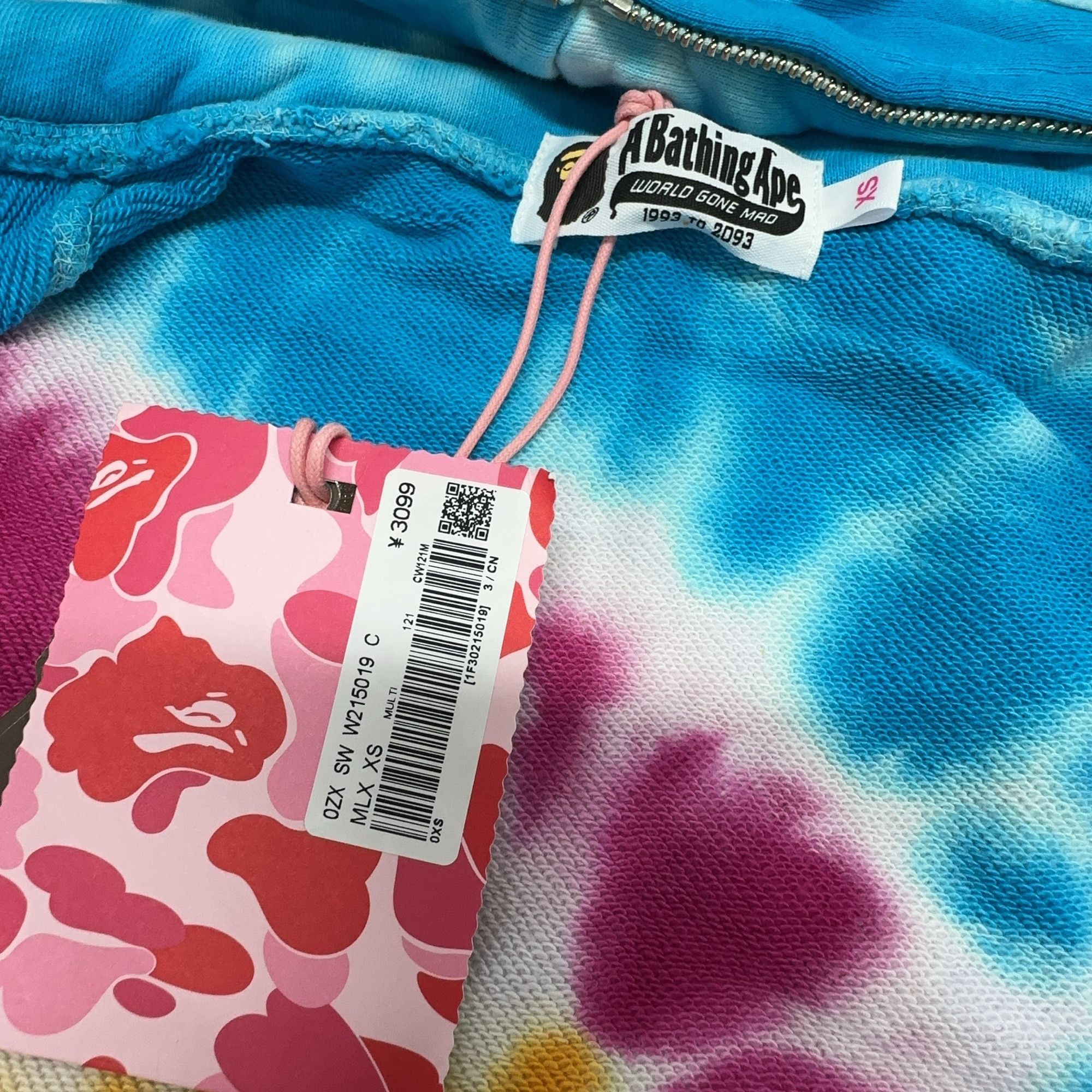 Bape BAPE Tie Dye Shark Hoodie Size XS Size US XS / EU 42 / 0 - 3 Thumbnail