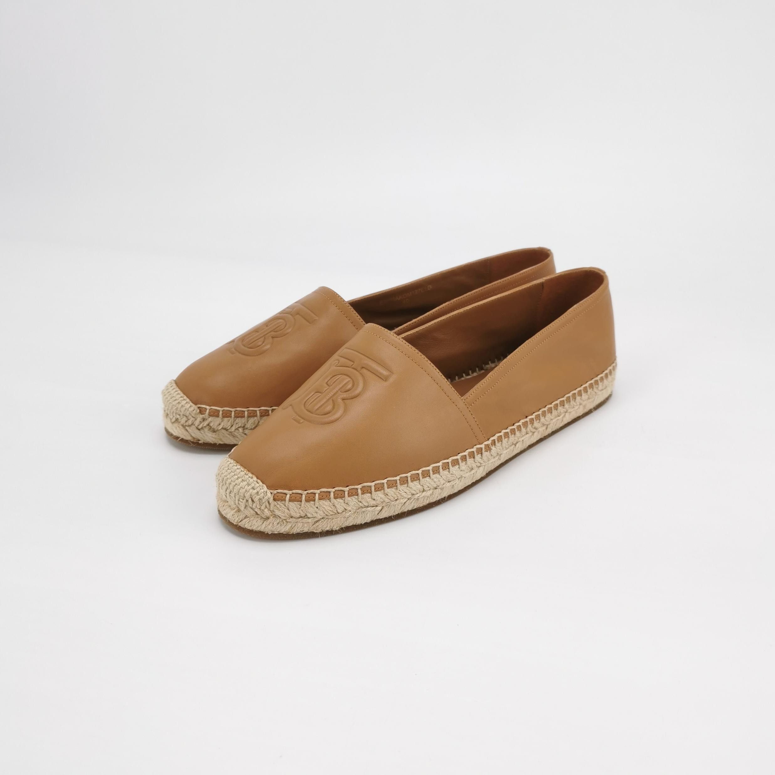 Burberry Burberry Women 10 Flats Size US 10 / IT 40 - 2 Thumbnail
