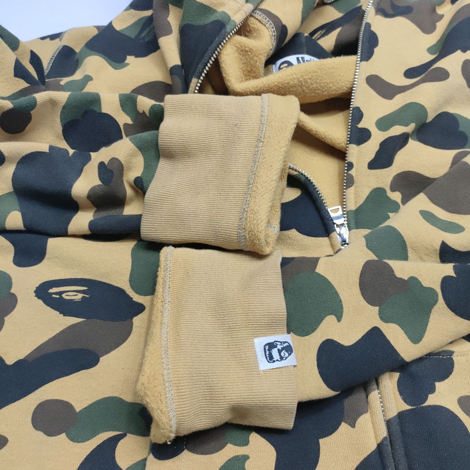 Bape A Bathing Ape 1st Camo Shark Full Zip Hoodie XL Size US XL / EU 56 / 4 - 13 Thumbnail