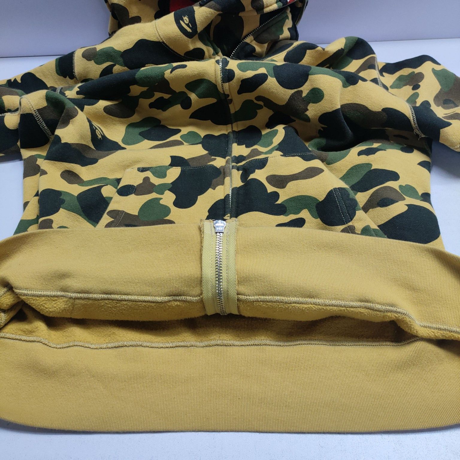 Bape A Bathing Ape 1st Camo Shark Full Zip Hoodie XL Size US XL / EU 56 / 4 - 17 Thumbnail