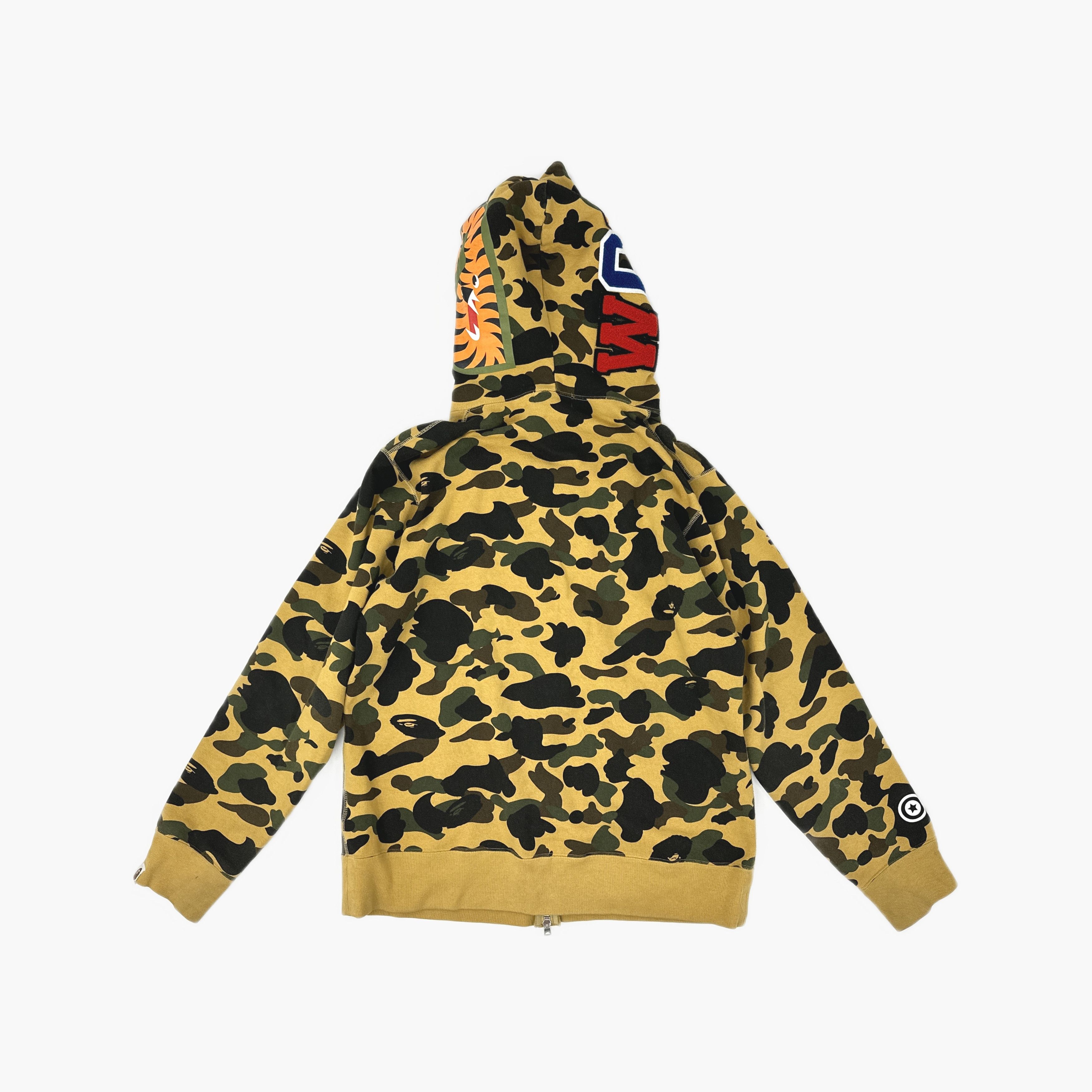 Bape A Bathing Ape 1st Camo Shark Full Zip Hoodie XL Size US XL / EU 56 / 4 - 2 Thumbnail