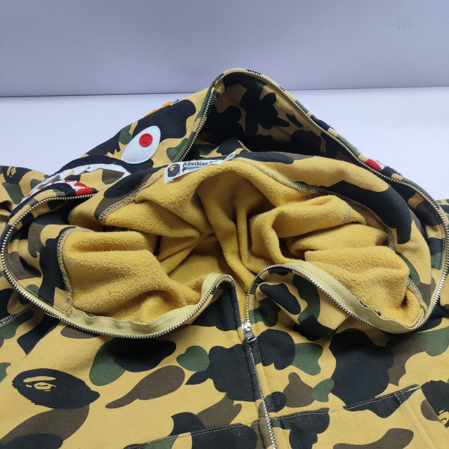 Bape A Bathing Ape 1st Camo Shark Full Zip Hoodie XL Size US XL / EU 56 / 4 - 10 Thumbnail