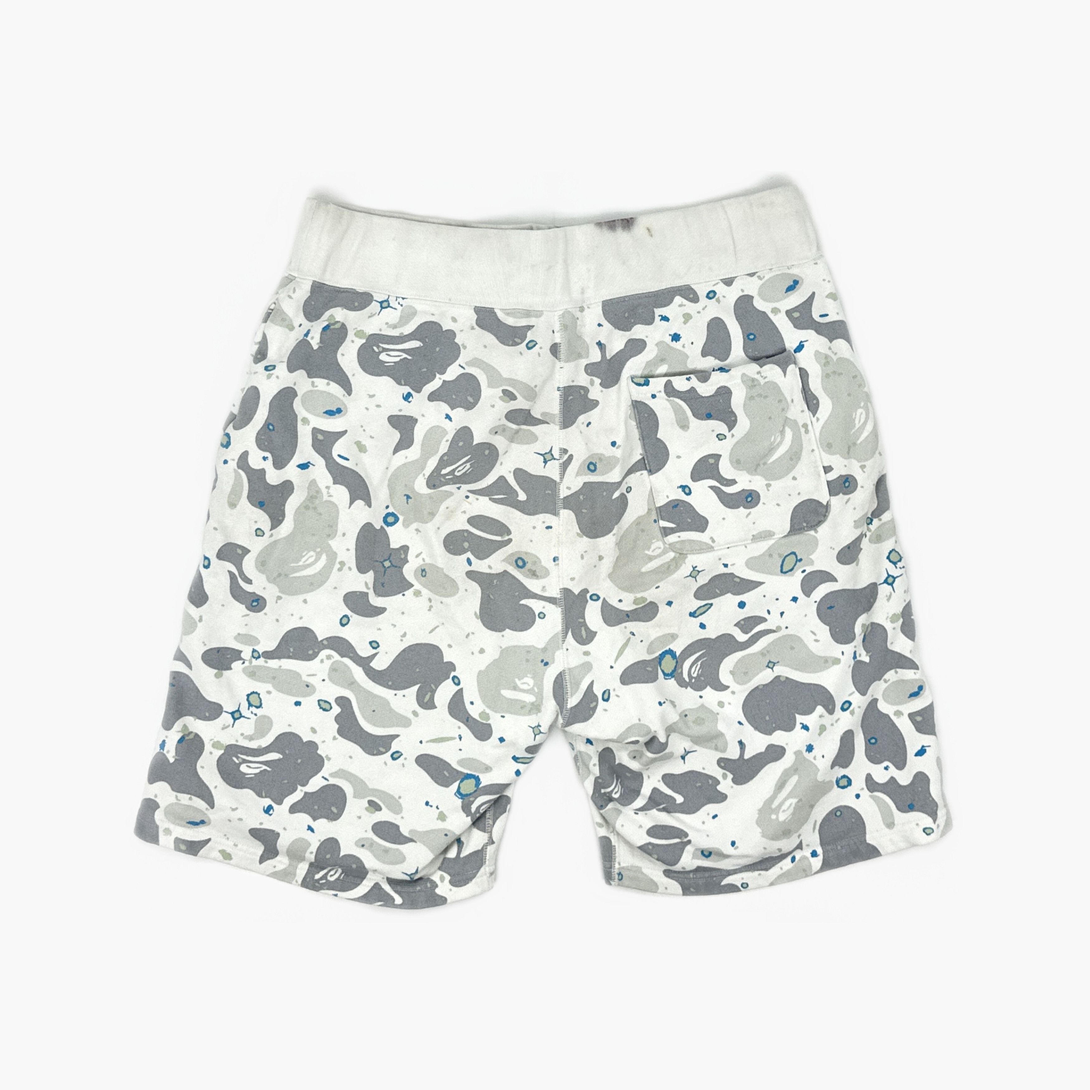 Bape A Bathing Ape Shark Camo Shorts Size XXL Size US 38 / EU 54 - 2 Thumbnail