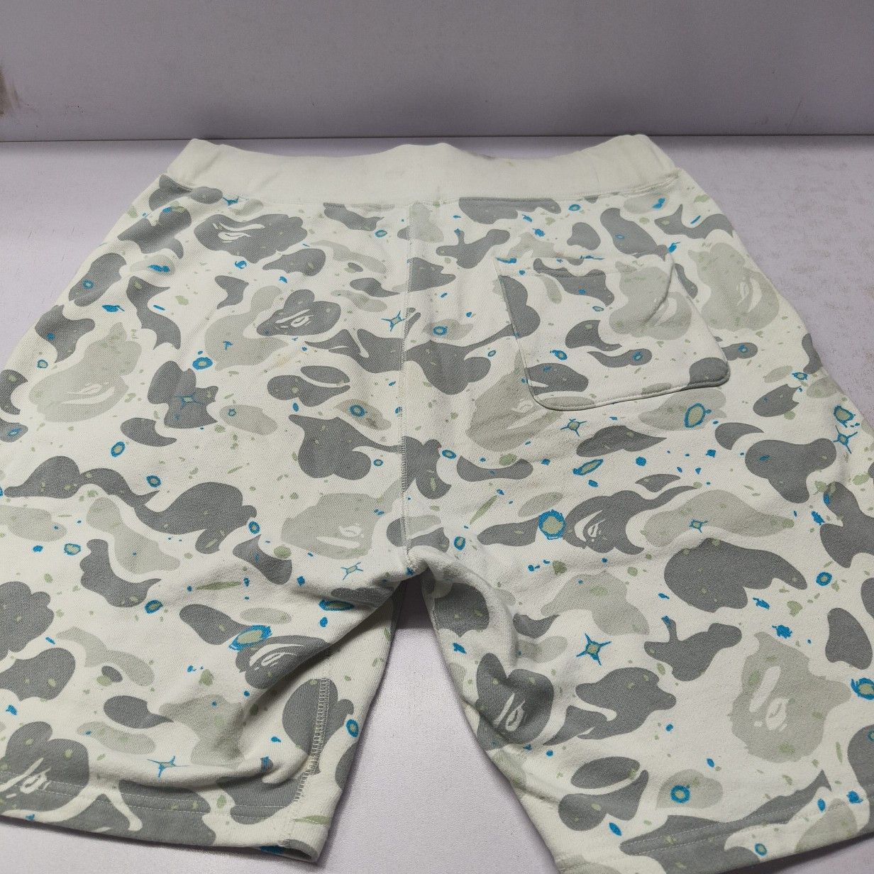Bape A Bathing Ape Shark Camo Shorts Size XXL Size US 38 / EU 54 - 8 Thumbnail