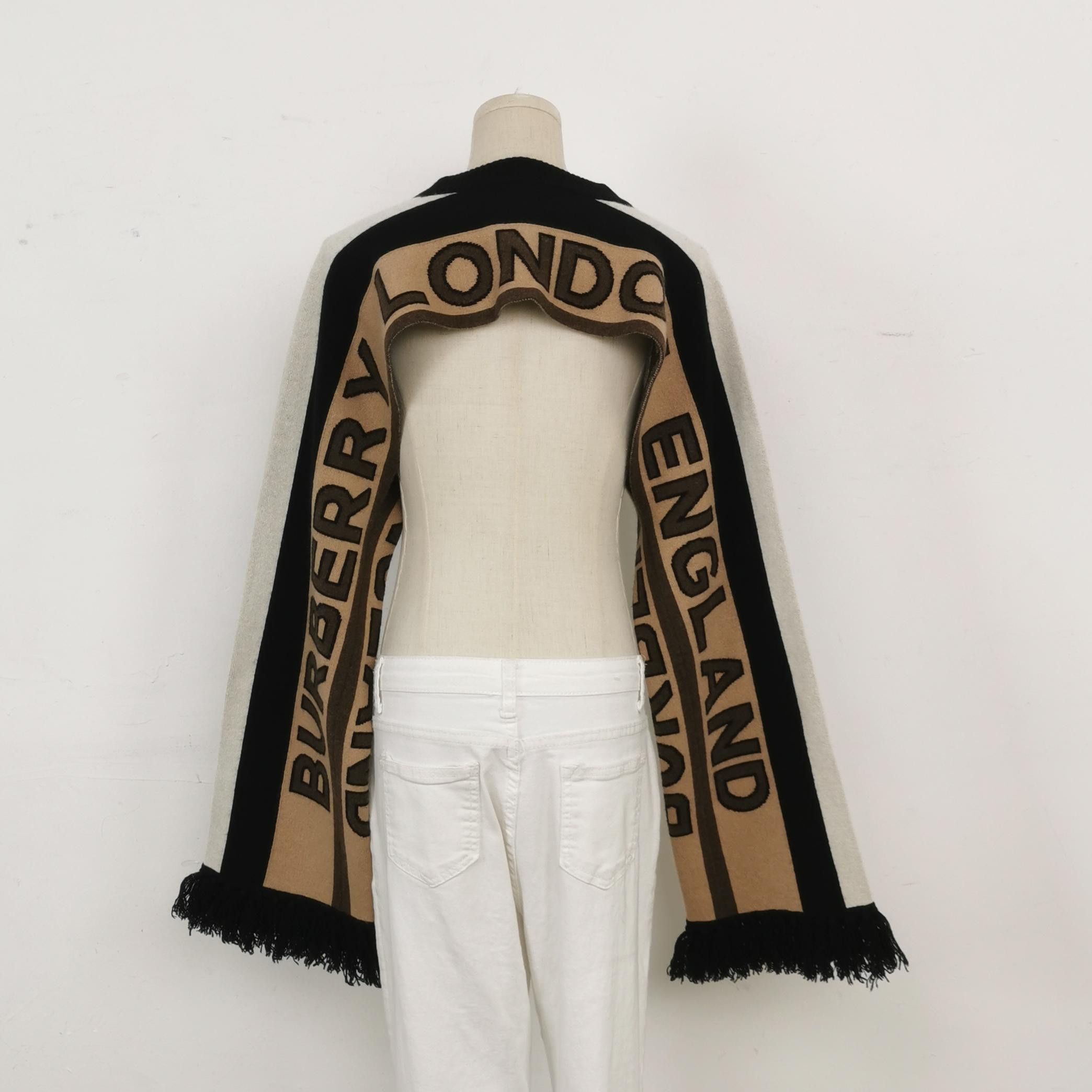 Burberry Burberry Women s Coats Size S / US 4 / IT 40 - 2 Thumbnail