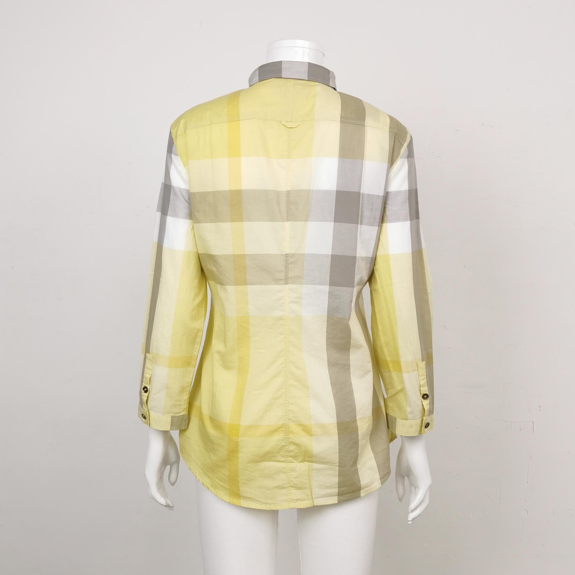 Burberry Burberry Women m Button Ups Size M / US 6-8 / IT 42-44 - 2 Thumbnail