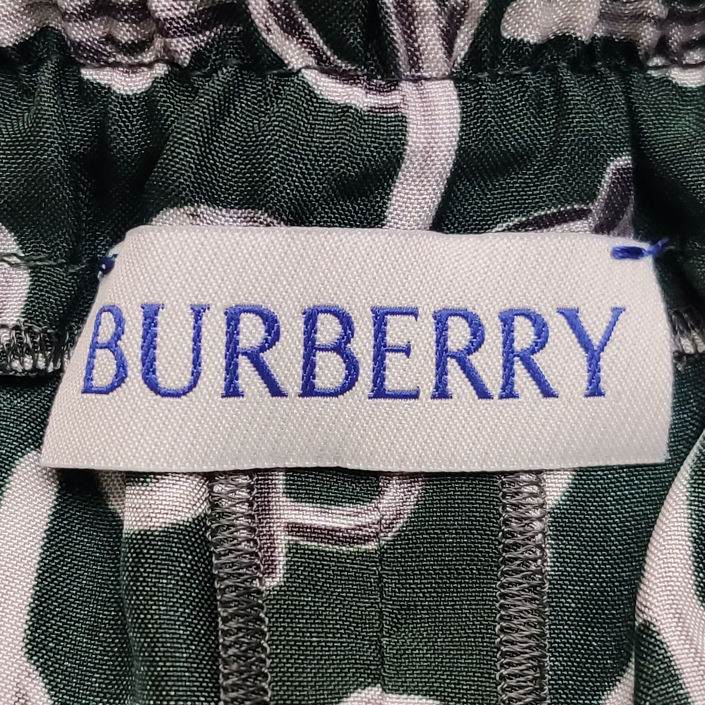 Burberry Burberry Women 26 Shorts Size 26" / US 2 / IT 38 - 4 Thumbnail