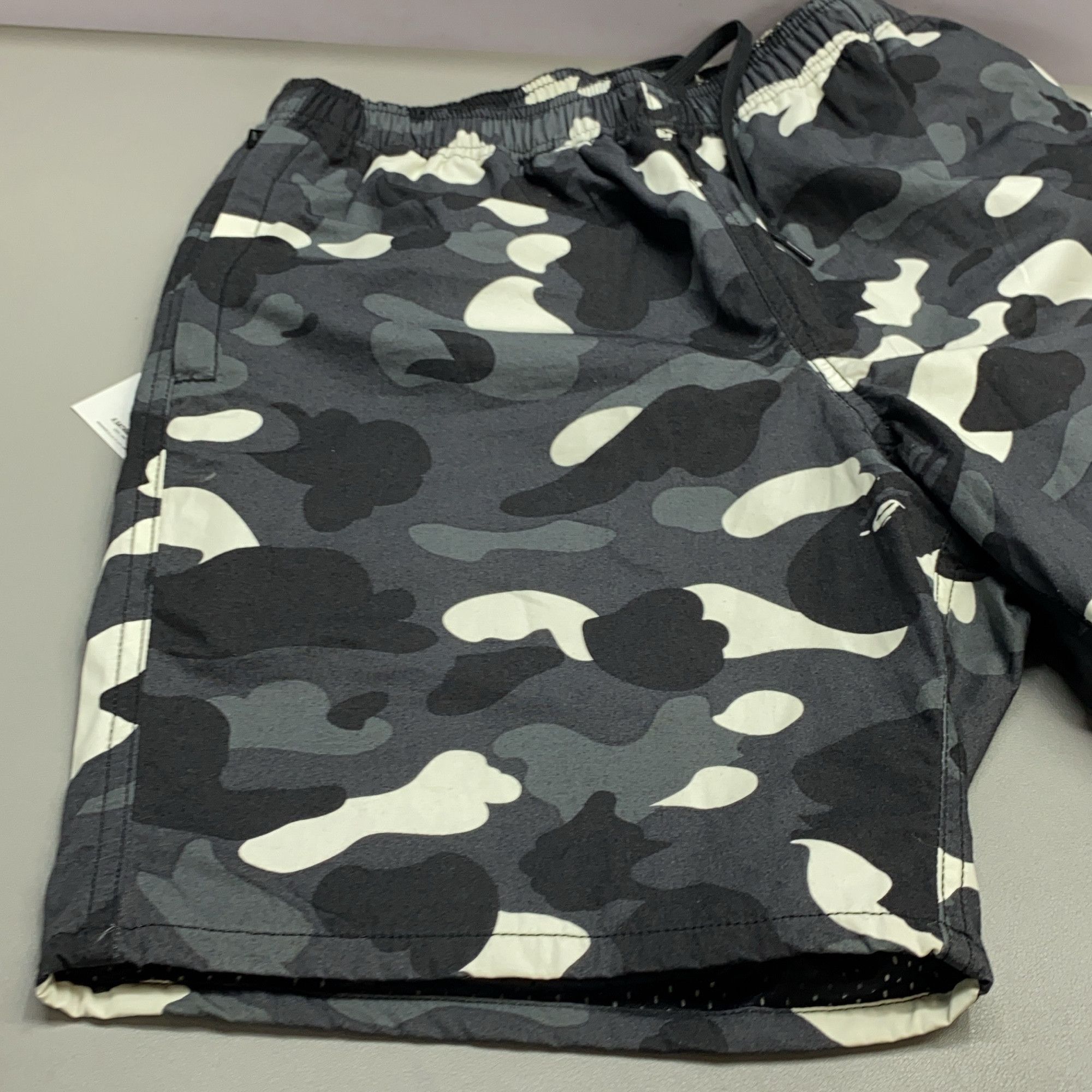 Bape A BATHING APE Camo Print Shorts Size M Size US 32 / EU 48 - 10 Thumbnail