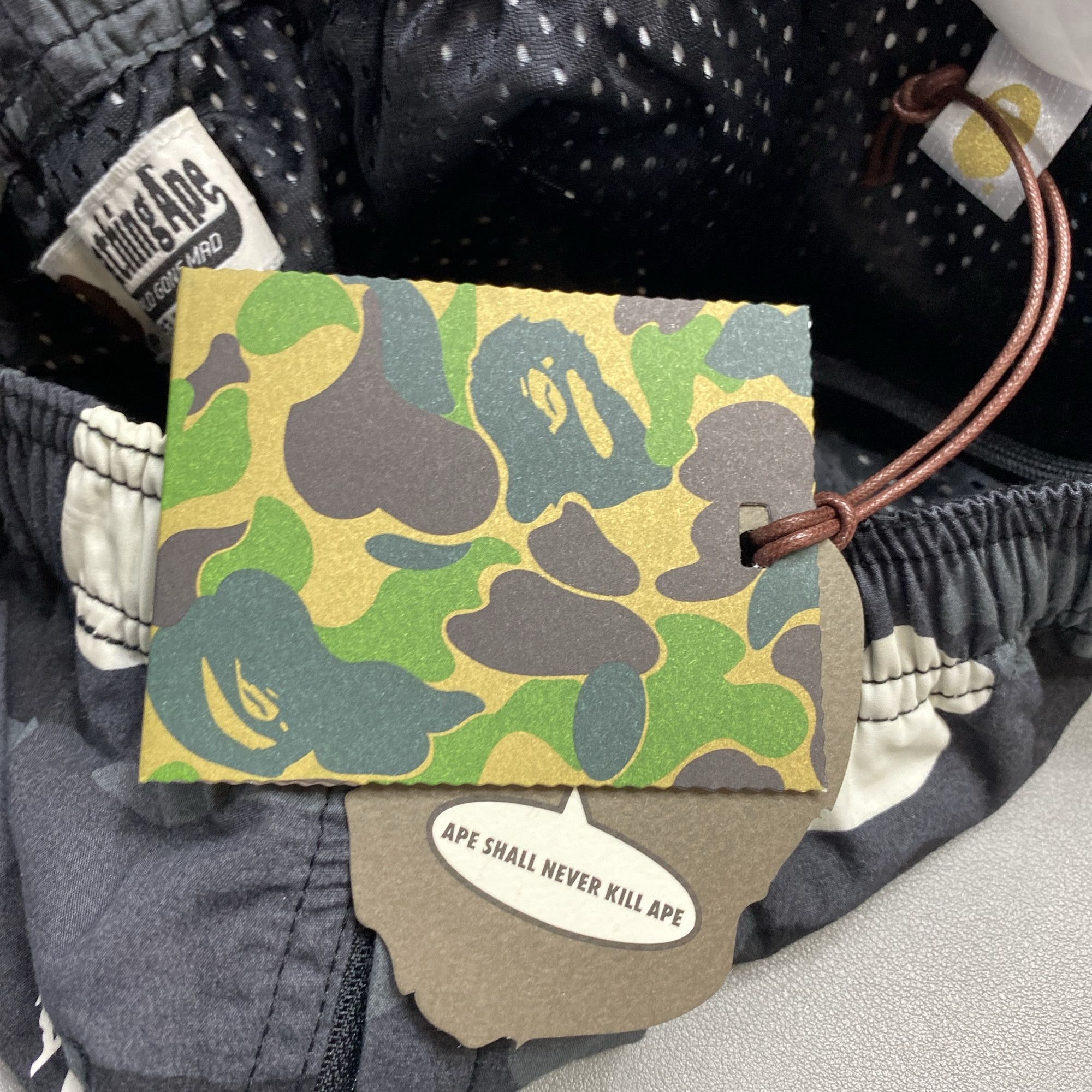 Bape A BATHING APE Camo Print Shorts Size M Size US 32 / EU 48 - 5 Thumbnail