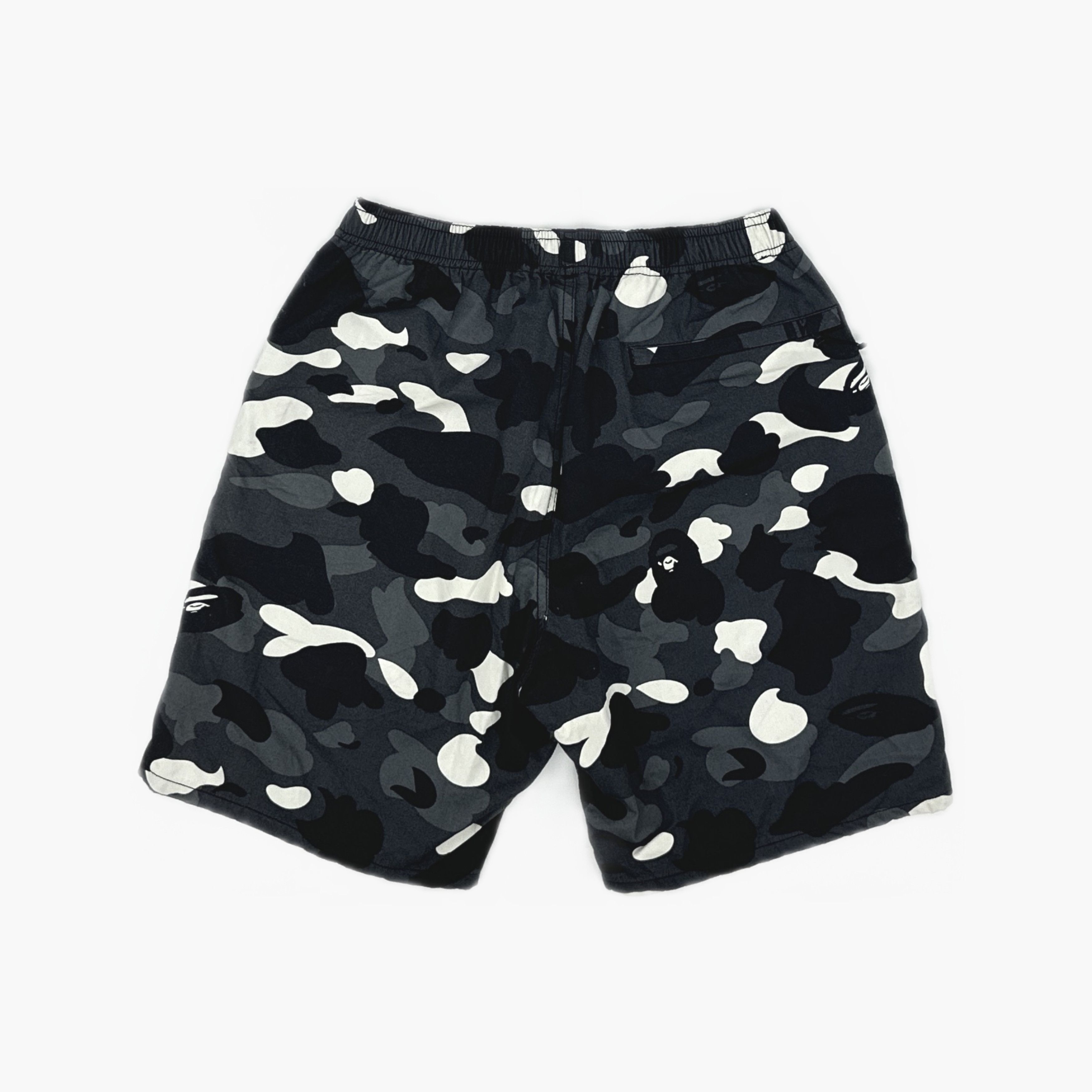 Bape A BATHING APE Camo Print Shorts Size M Size US 32 / EU 48 - 2 Thumbnail