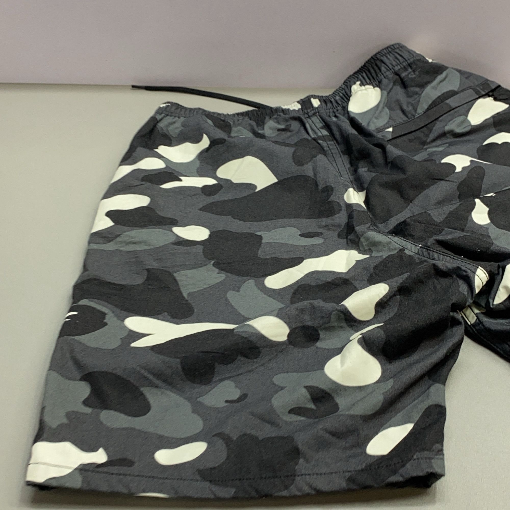 Bape A BATHING APE Camo Print Shorts Size M Size US 32 / EU 48 - 13 Thumbnail