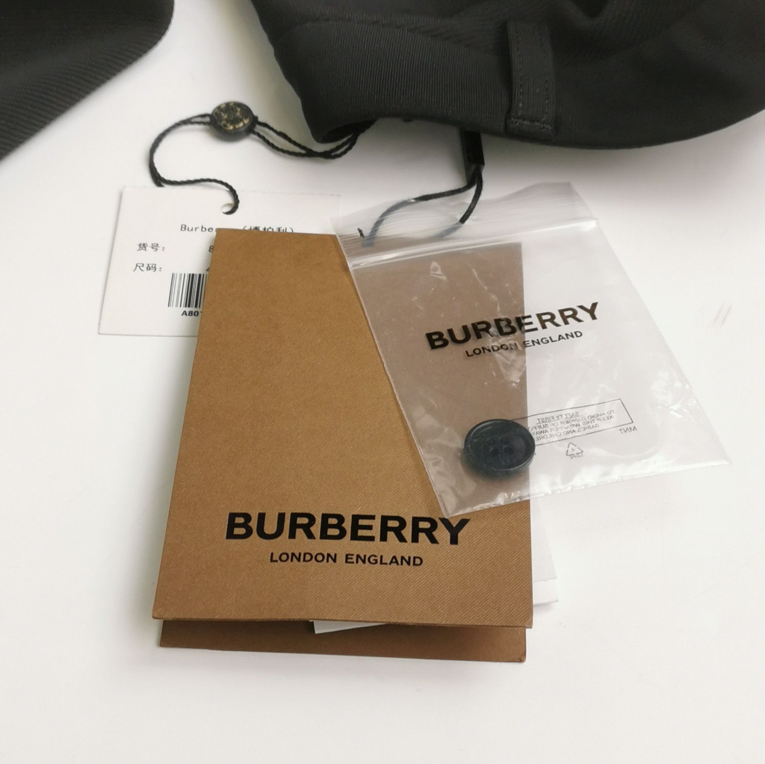 Burberry Burberry Women 2 Pants Size 26" / US 2 / IT 38 - 4 Thumbnail