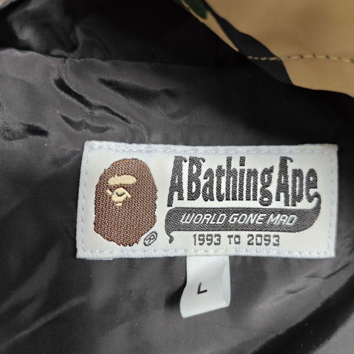 Bape A Bathing Ape Shark Camo Light Jacket Size L Size US L / EU 52-54 / 3 - 4 Thumbnail