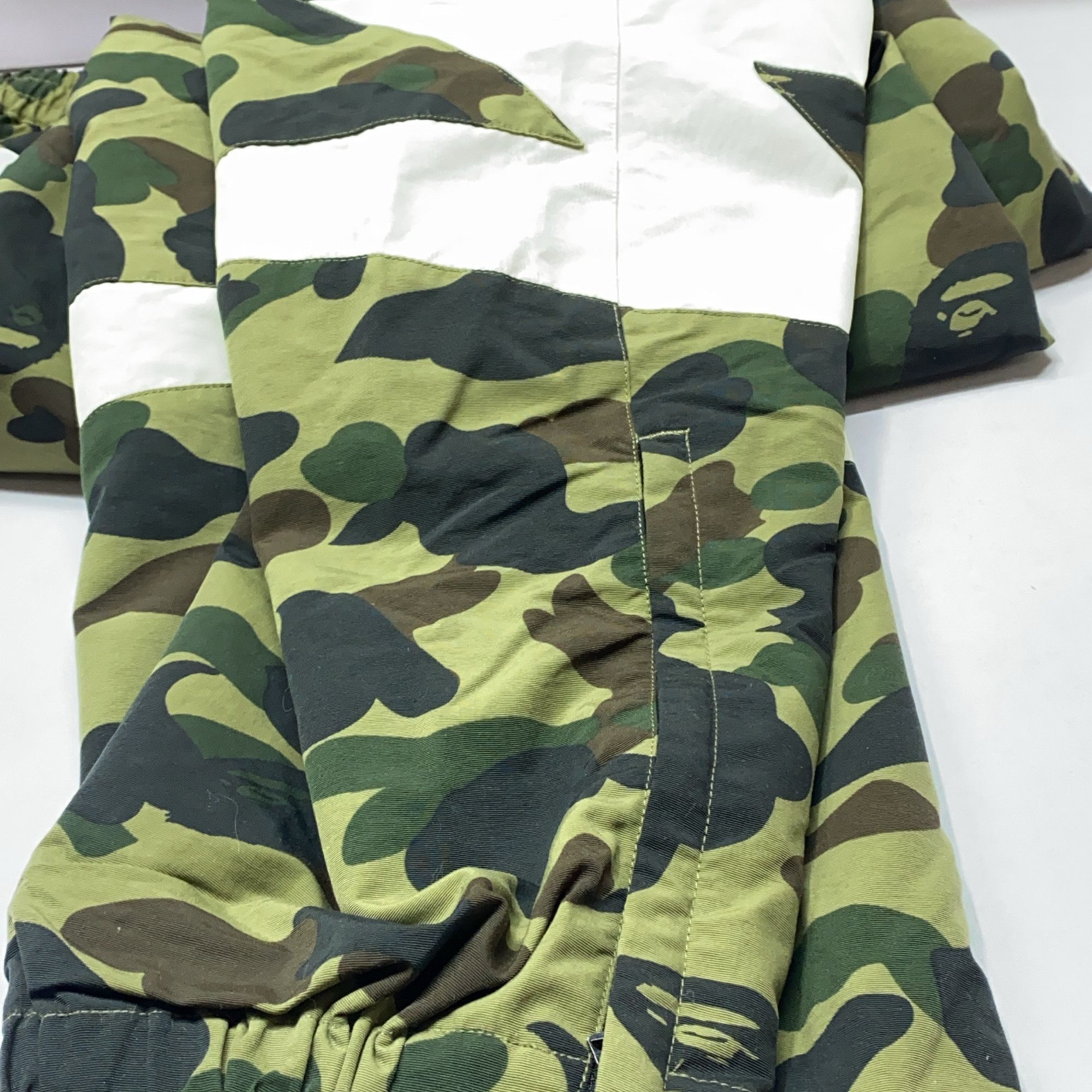Bape A Bathing Ape 1st Camo BAPE Sta Joggers Size XL Size US 36 / EU 52 - 13 Thumbnail