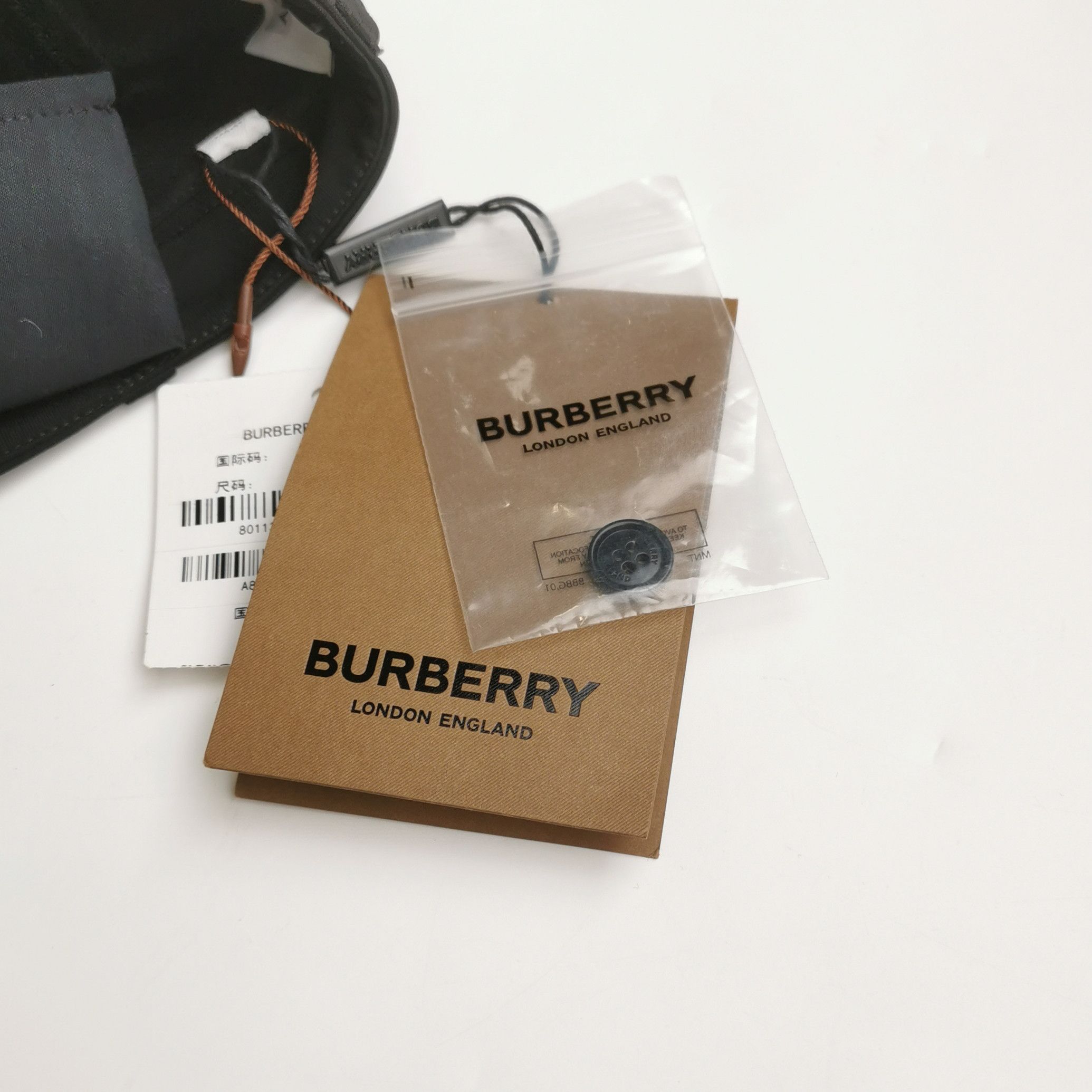 Burberry Burberry Women 2 Pants Size 26" / US 2 / IT 38 - 4 Thumbnail