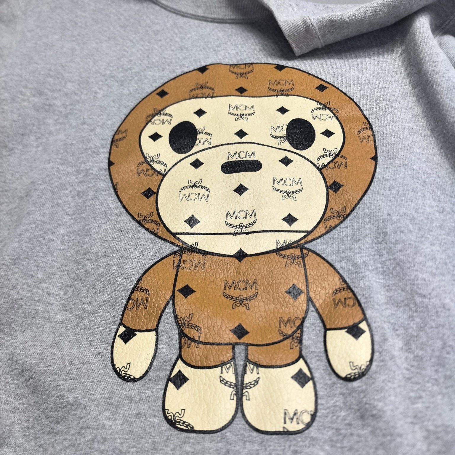 Bape A BATHING APE x MCM Baby Milo Sweatshirt Size L Size US L / EU 52-54 / 3 - 5 Thumbnail
