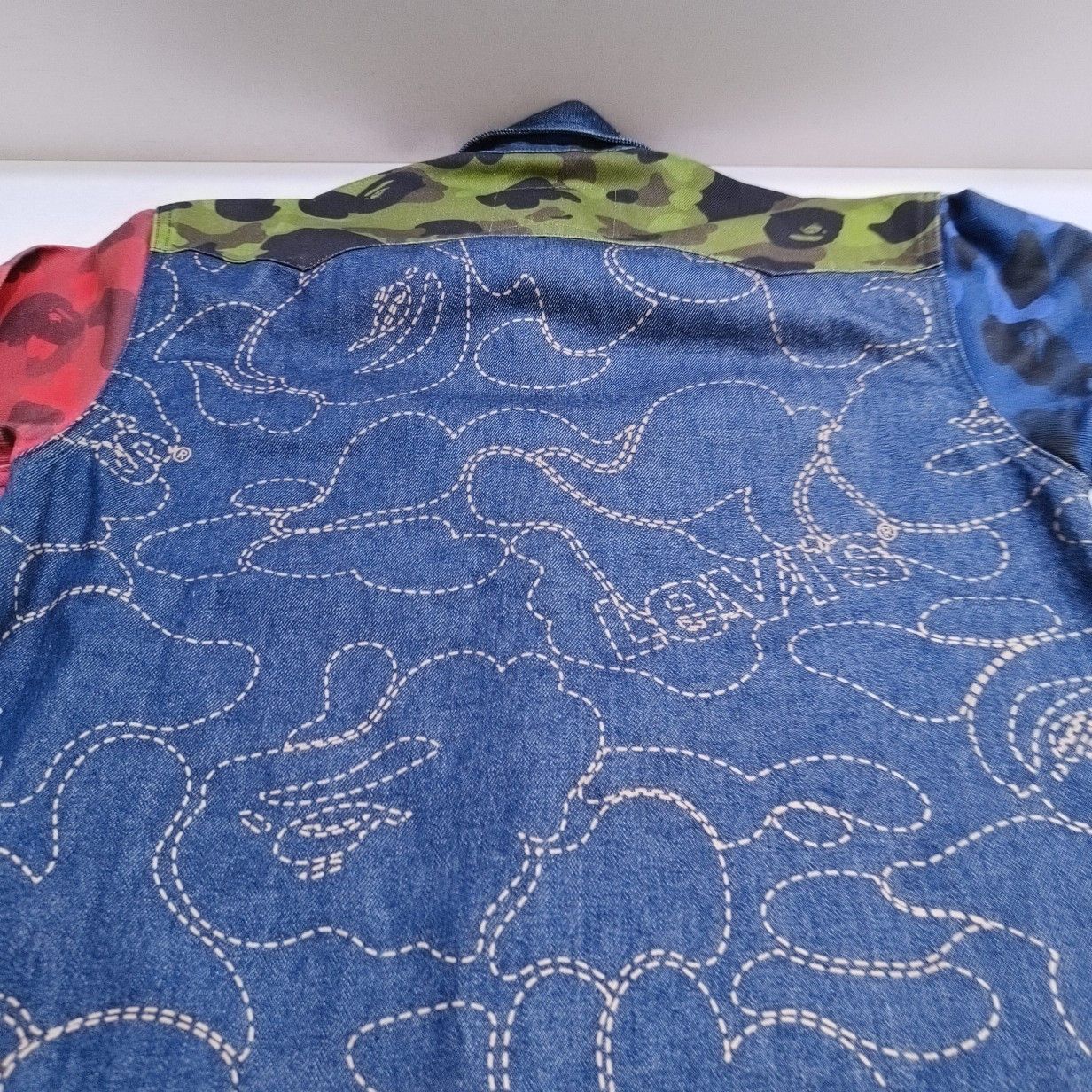 Bape A BATHING APE x Levi's Camo Button Up Shirt Size M Size US M / EU 48-50 / 2 - 6 Thumbnail