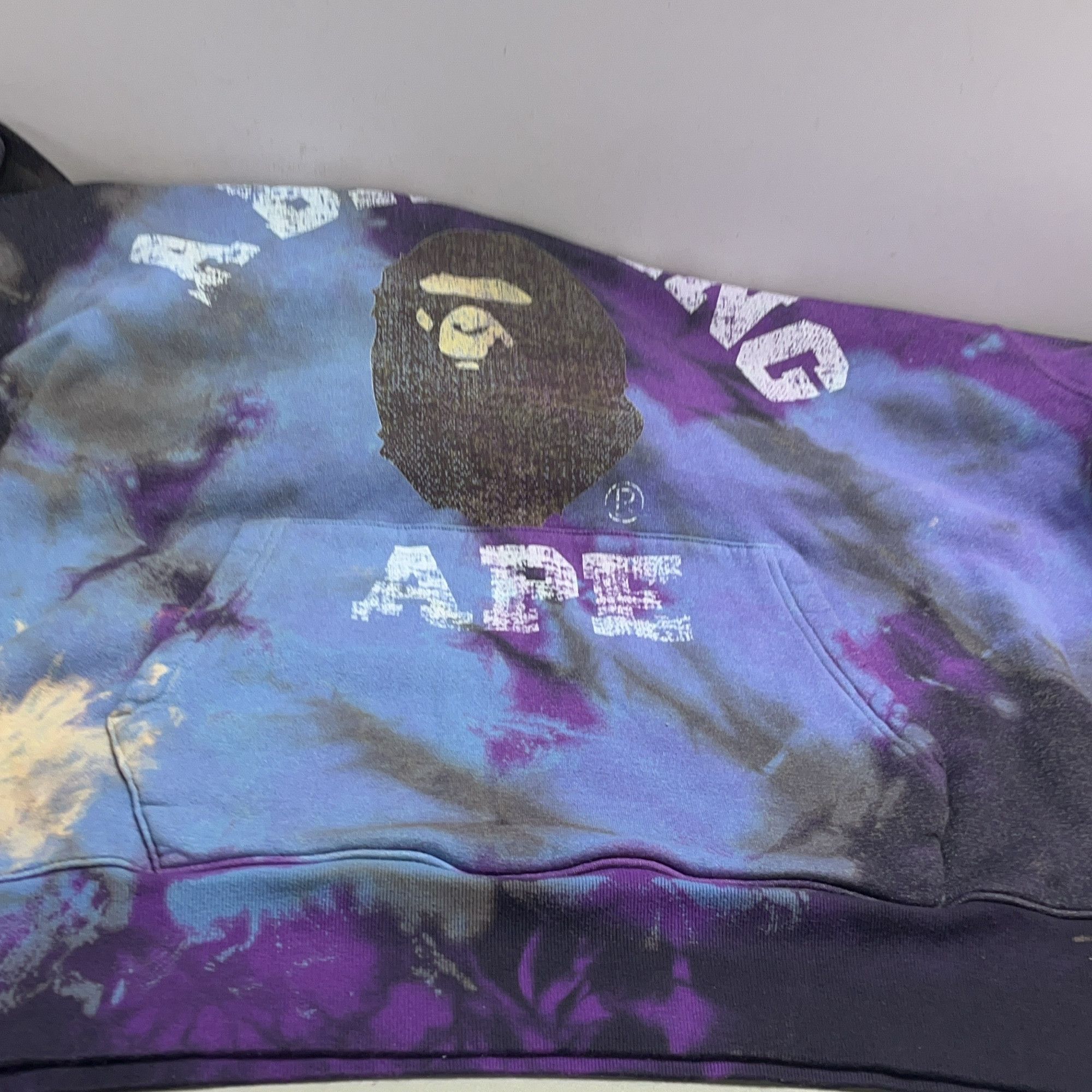 Bape A BATHING APE Tie-Dye Ape Head Hoodie Size XL Size US XL / EU 56 / 4 - 9 Thumbnail