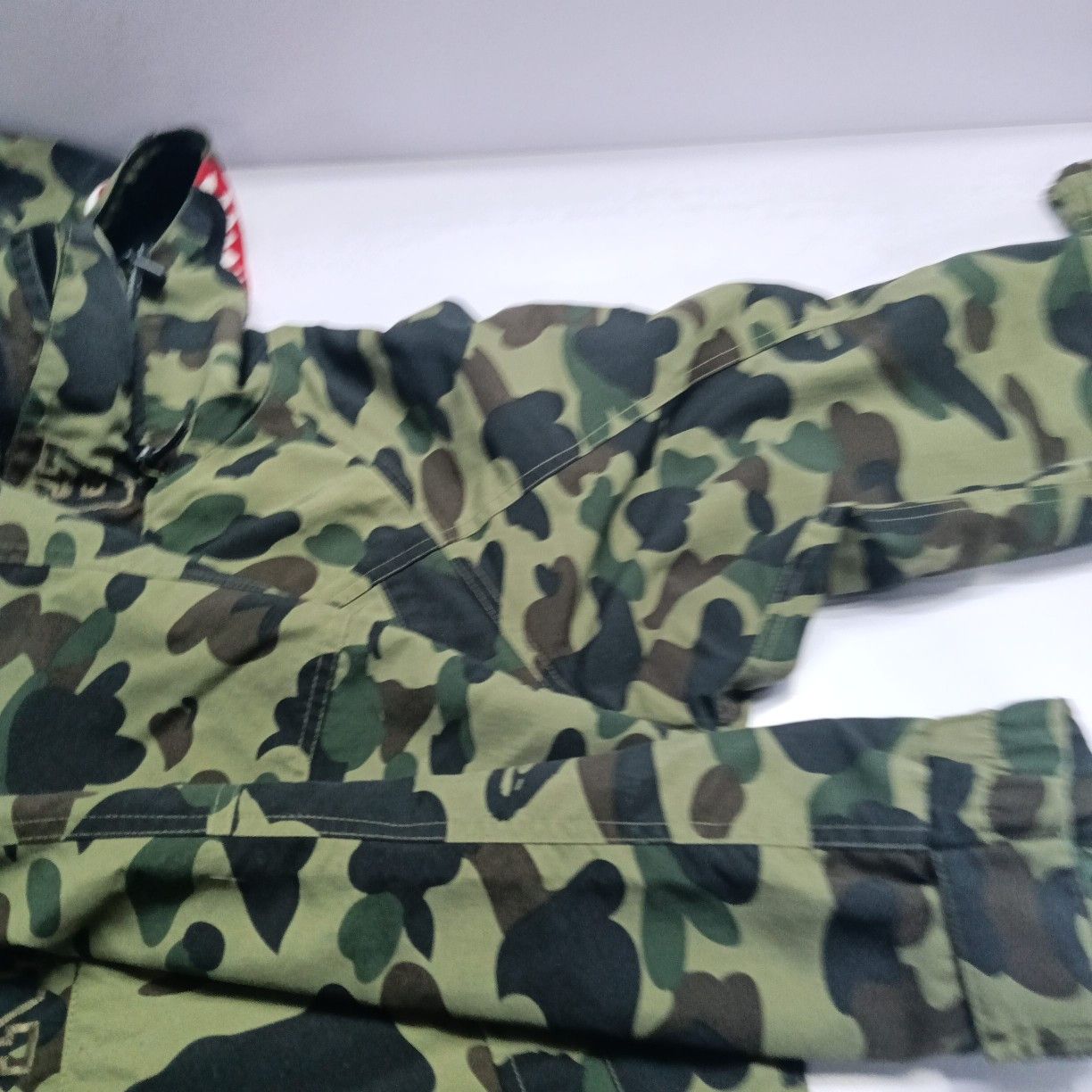 Bape A Bathing Ape Shark Camo Light Jacket Size XL Size US XL / EU 56 / 4 - 8 Thumbnail