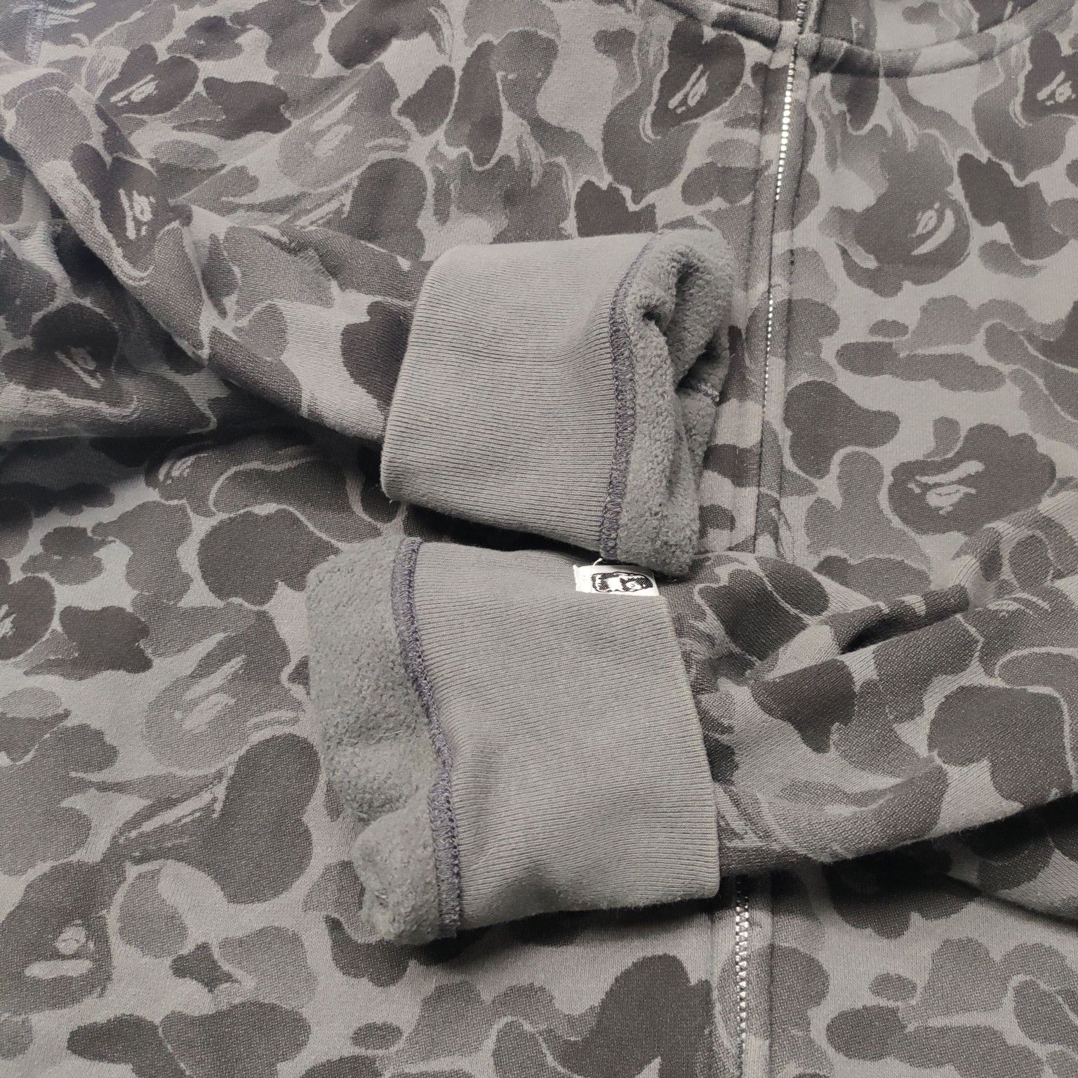 Bape A Bathing Ape Camo Shark Hoodie Size XXL Size US XXL / EU 58 / 5 - 12 Thumbnail