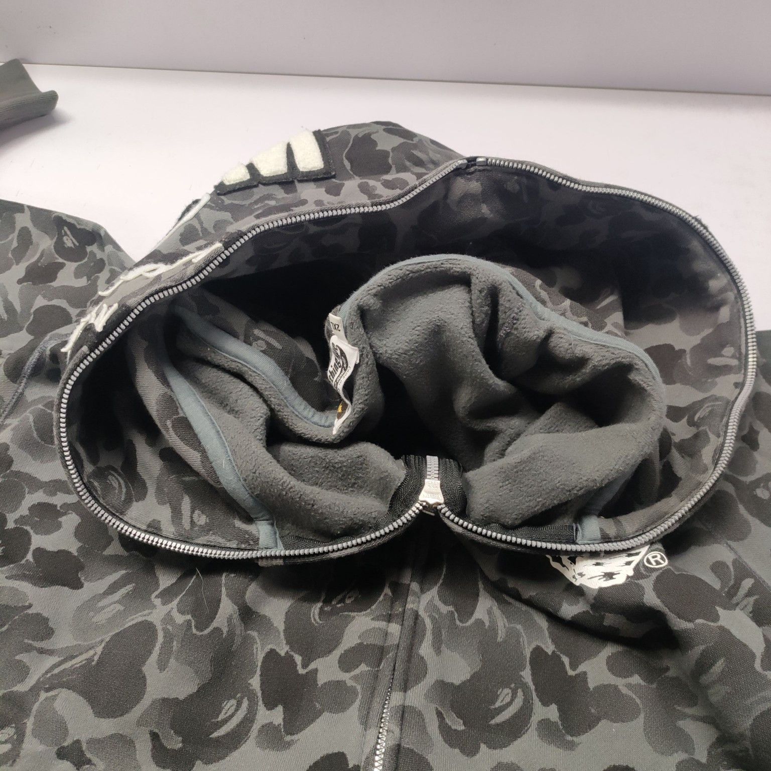 Bape A Bathing Ape Camo Shark Hoodie Size XXL Size US XXL / EU 58 / 5 - 8 Thumbnail
