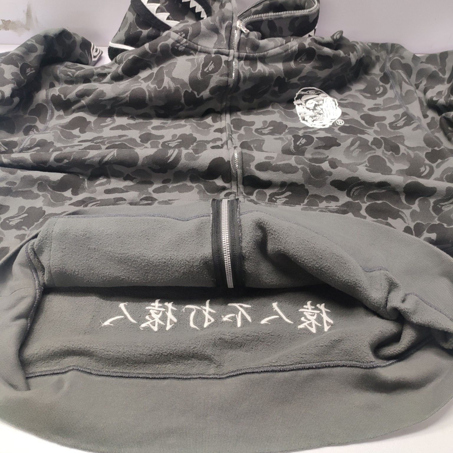 Bape A Bathing Ape Camo Shark Hoodie Size XXL Size US XXL / EU 58 / 5 - 14 Thumbnail