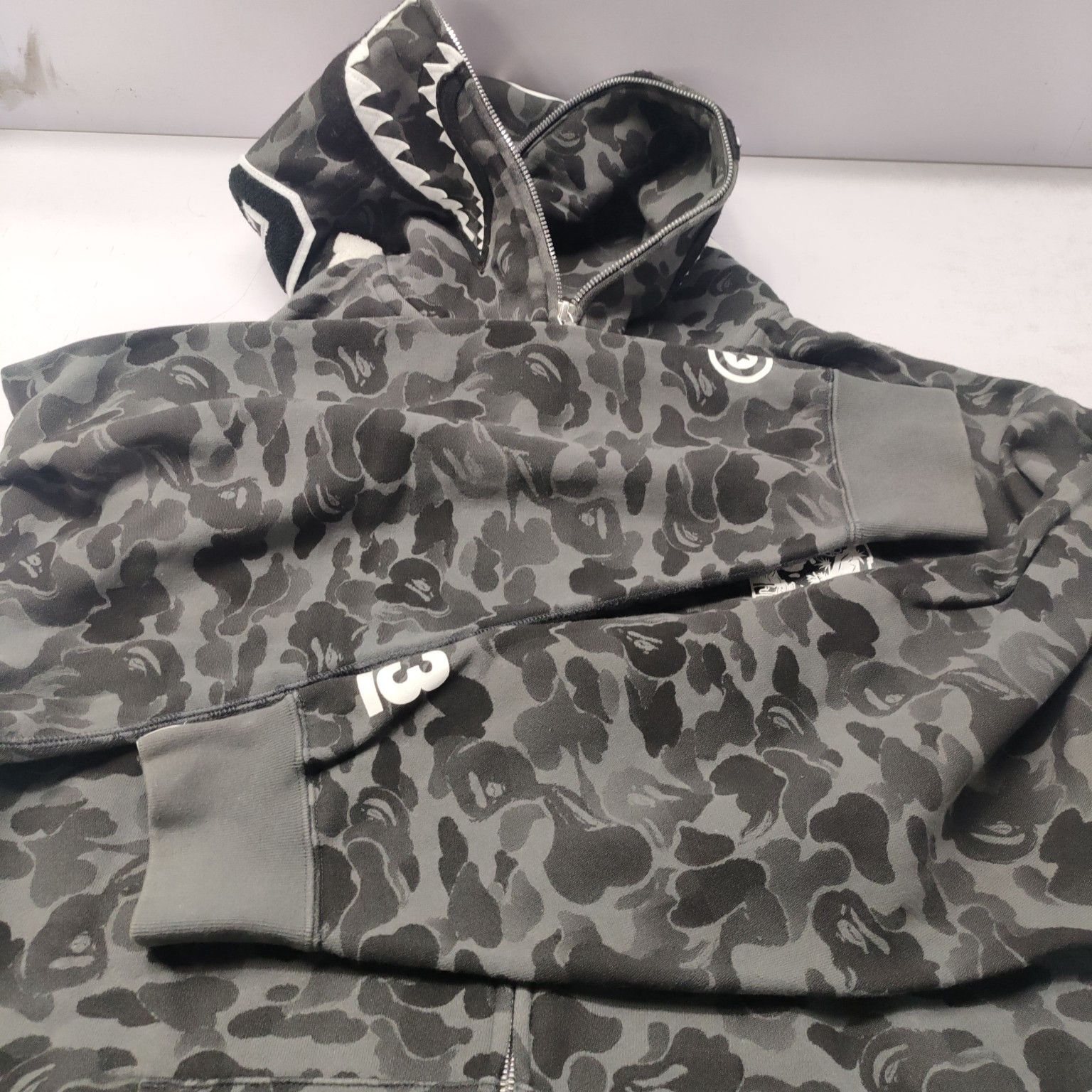 Bape A Bathing Ape Camo Shark Hoodie Size XXL Size US XXL / EU 58 / 5 - 9 Thumbnail