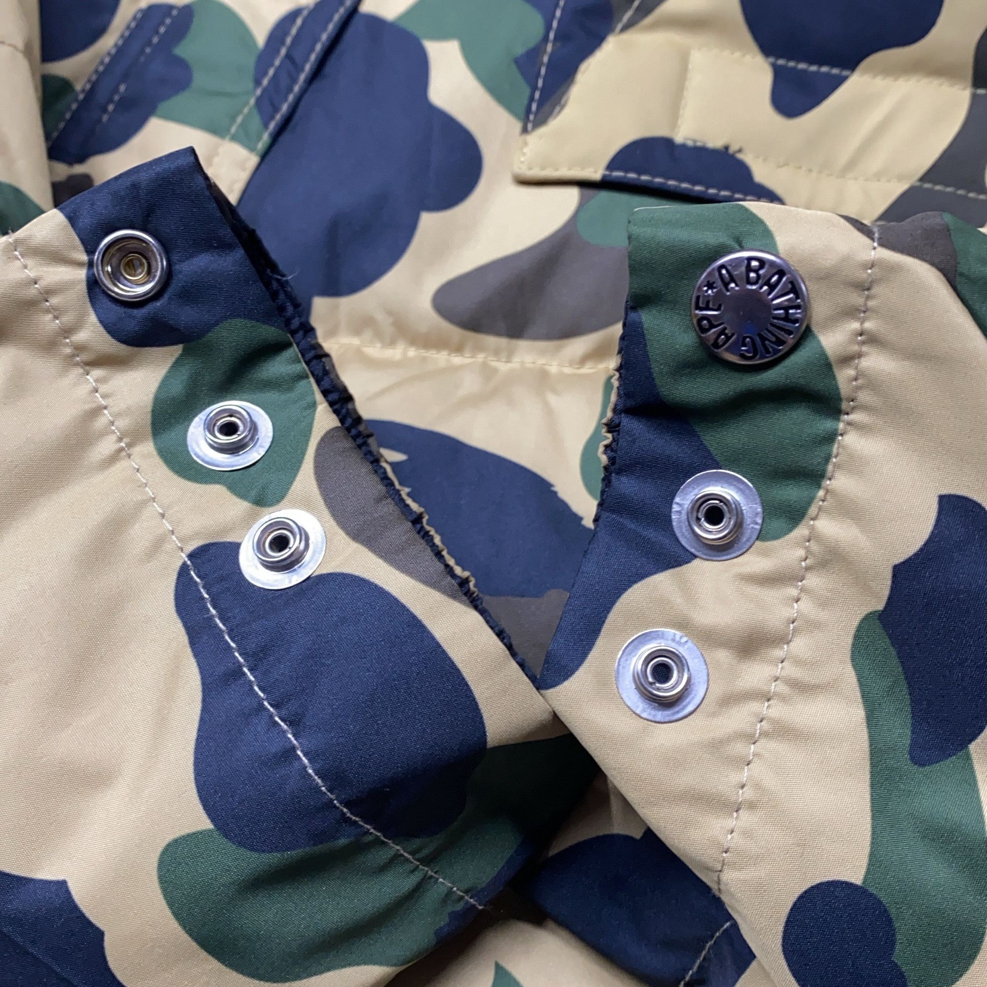 Bape A Bathing Ape Camo Down Jacket Size M Size US M / EU 48-50 / 2 - 9 Thumbnail